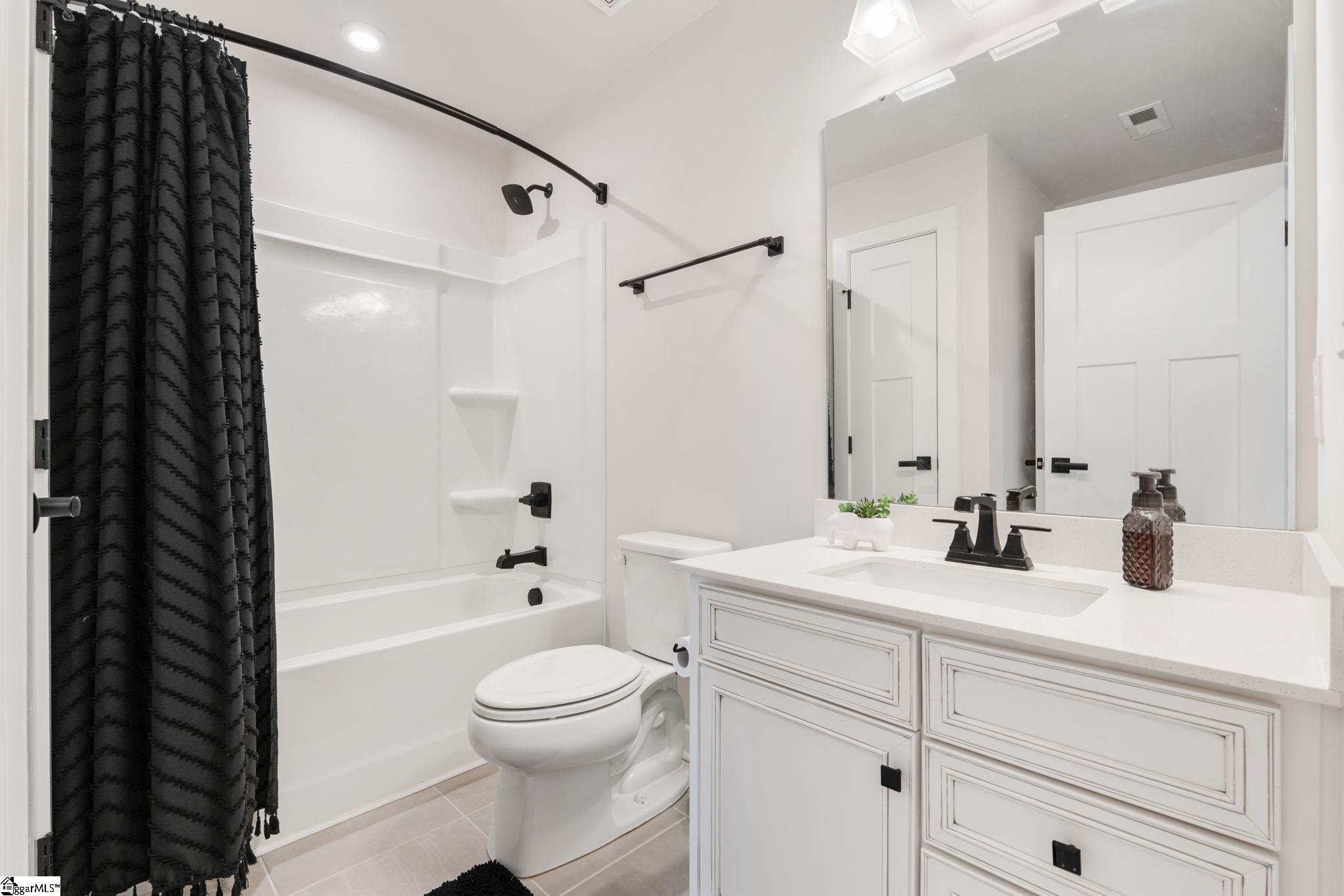 105 Comanche Trail Property Photo 30