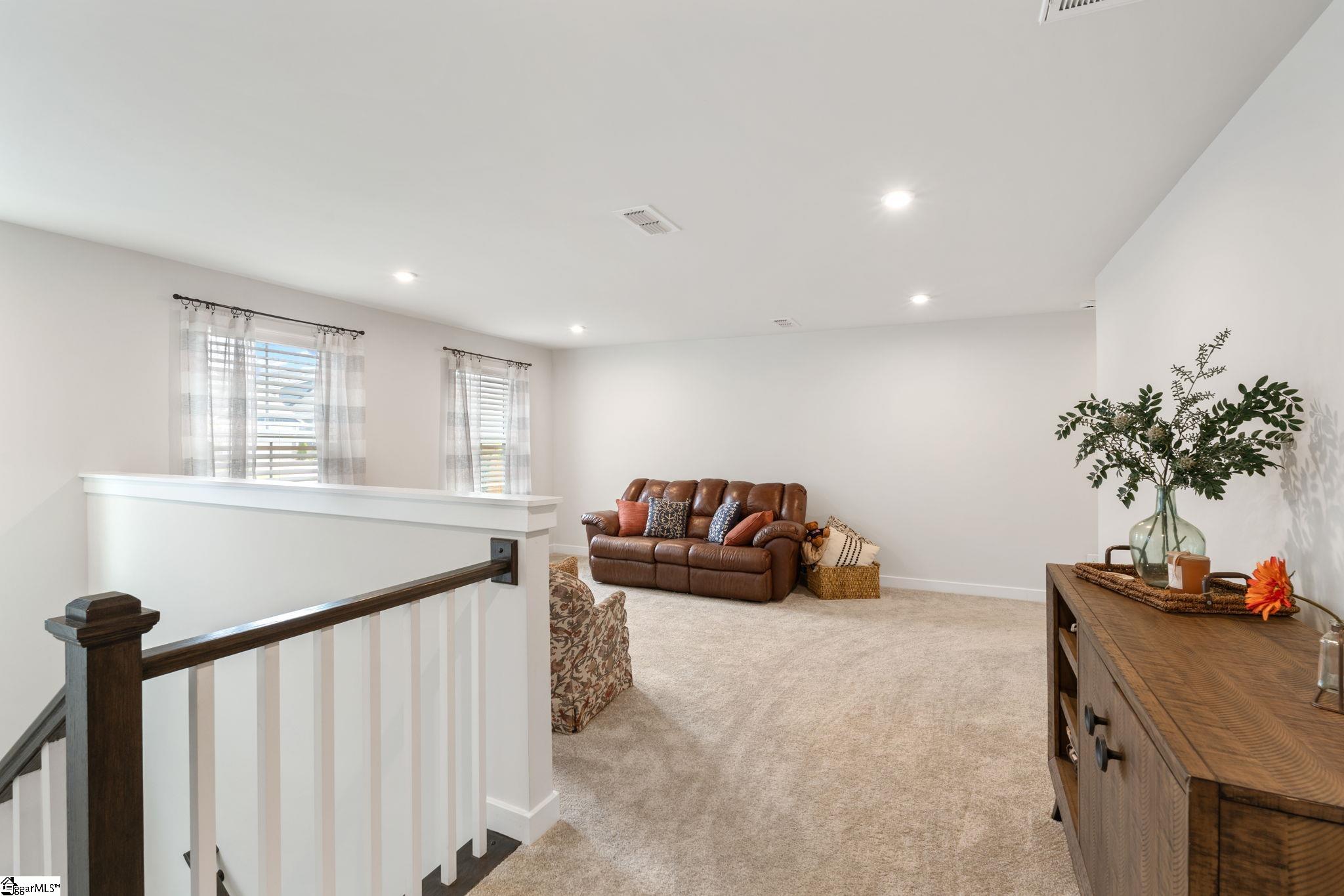 105 Comanche Trail Property Photo 31