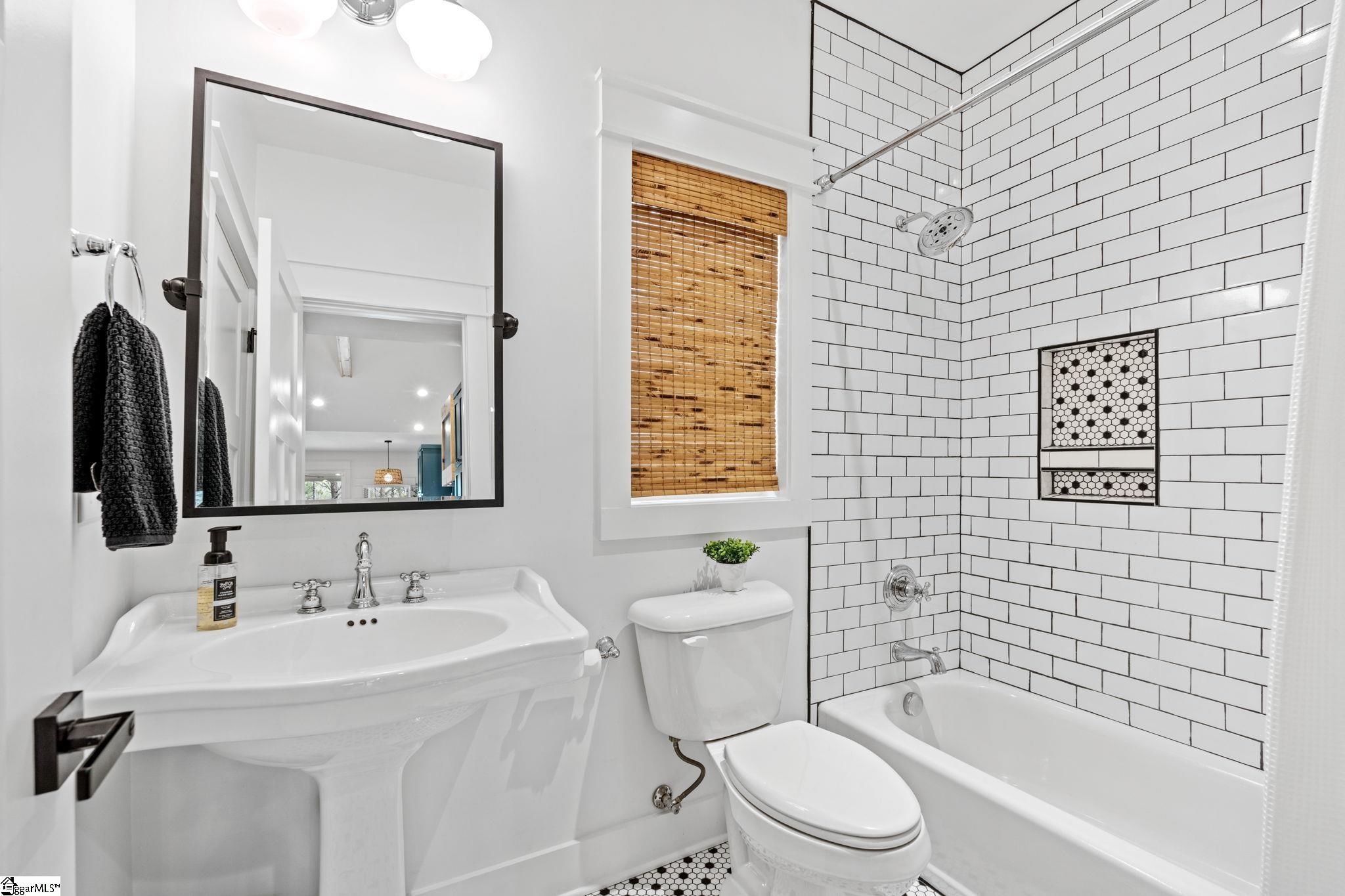 1408 Cool Ridge Drive Property Photo 25