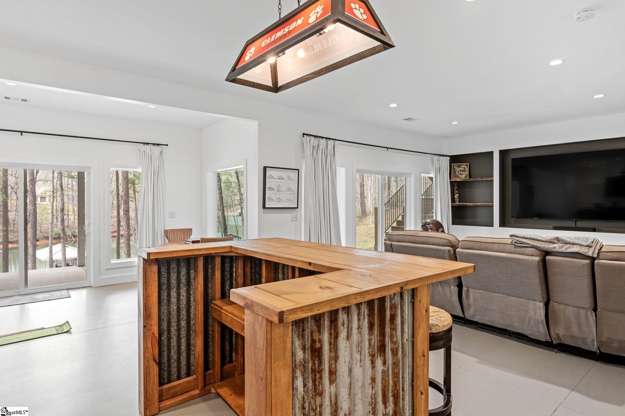 1408 Cool Ridge Drive Property Photo 32