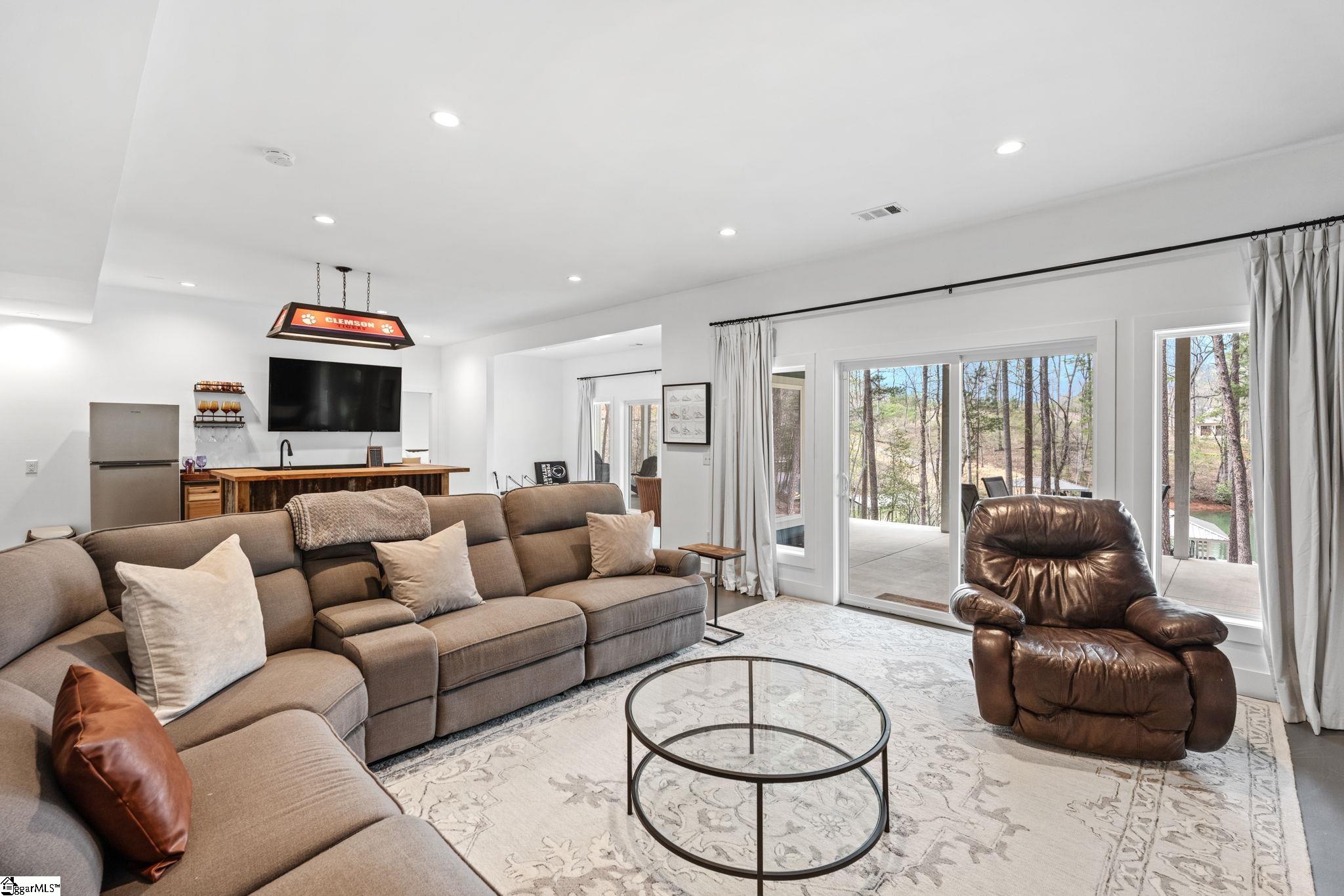 1408 Cool Ridge Drive Property Photo 47