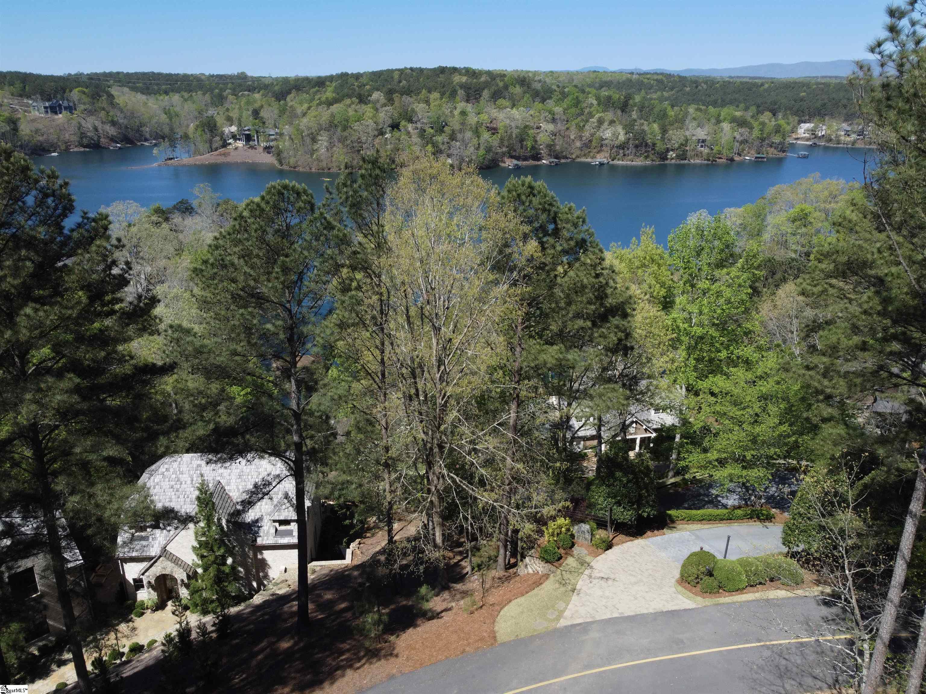 1587718 Property Photo 13
