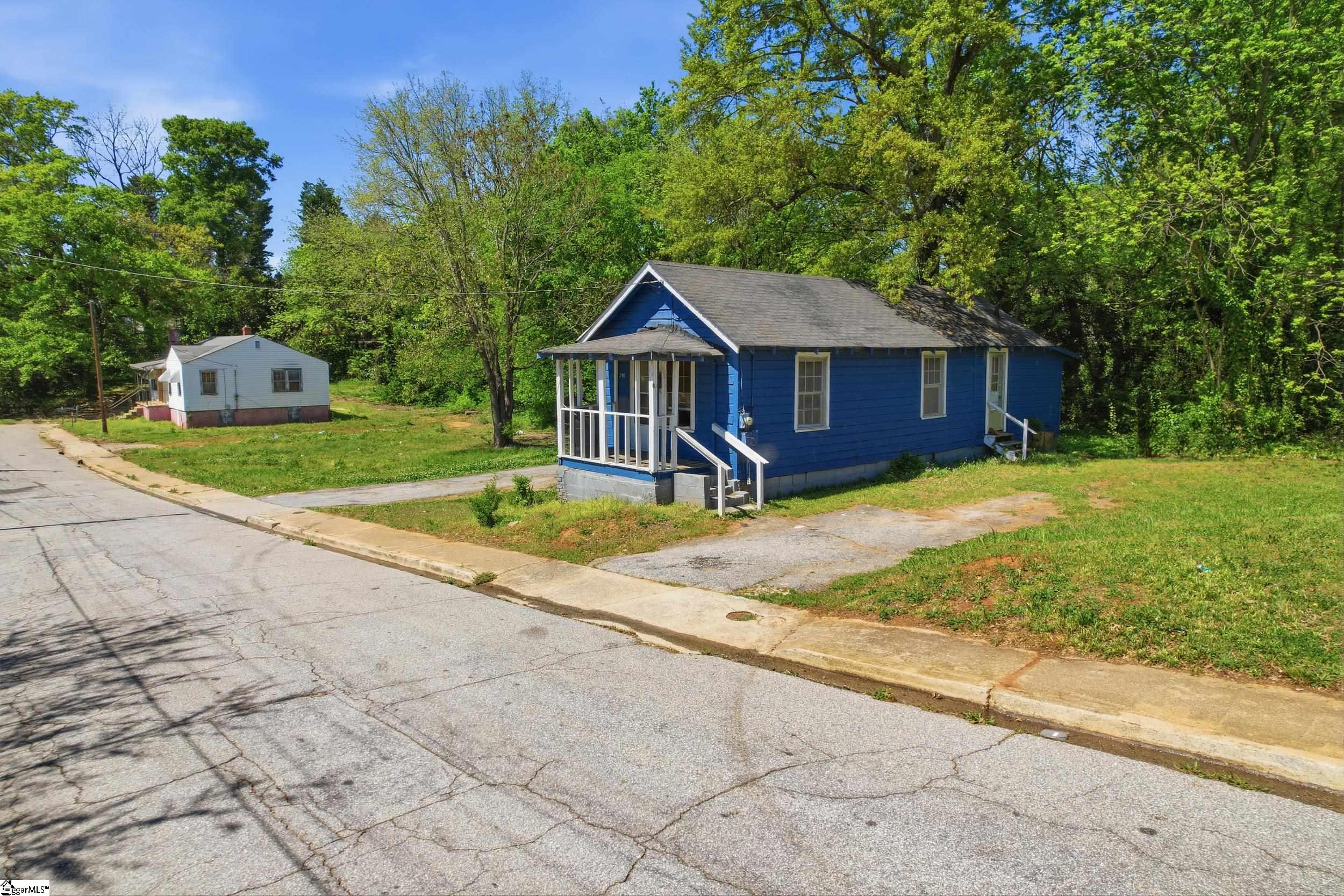 308 Sullivan Street Property Photo 3