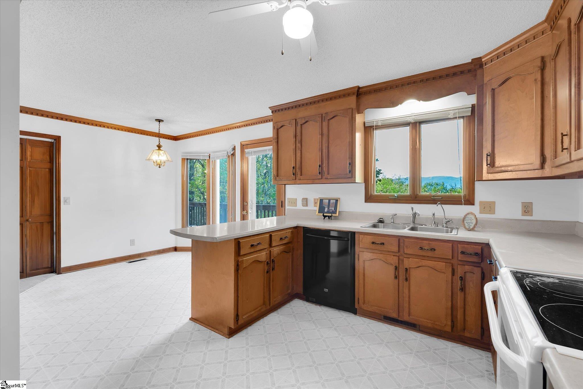 120 Packs Mountain Ridge Road Property Photo 21