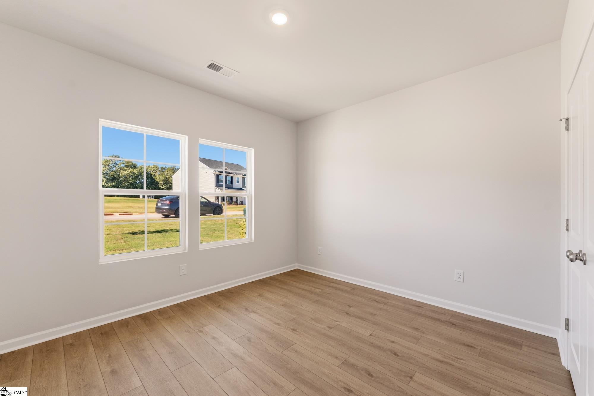 5018 Burke Meadows Run Property Photo 4