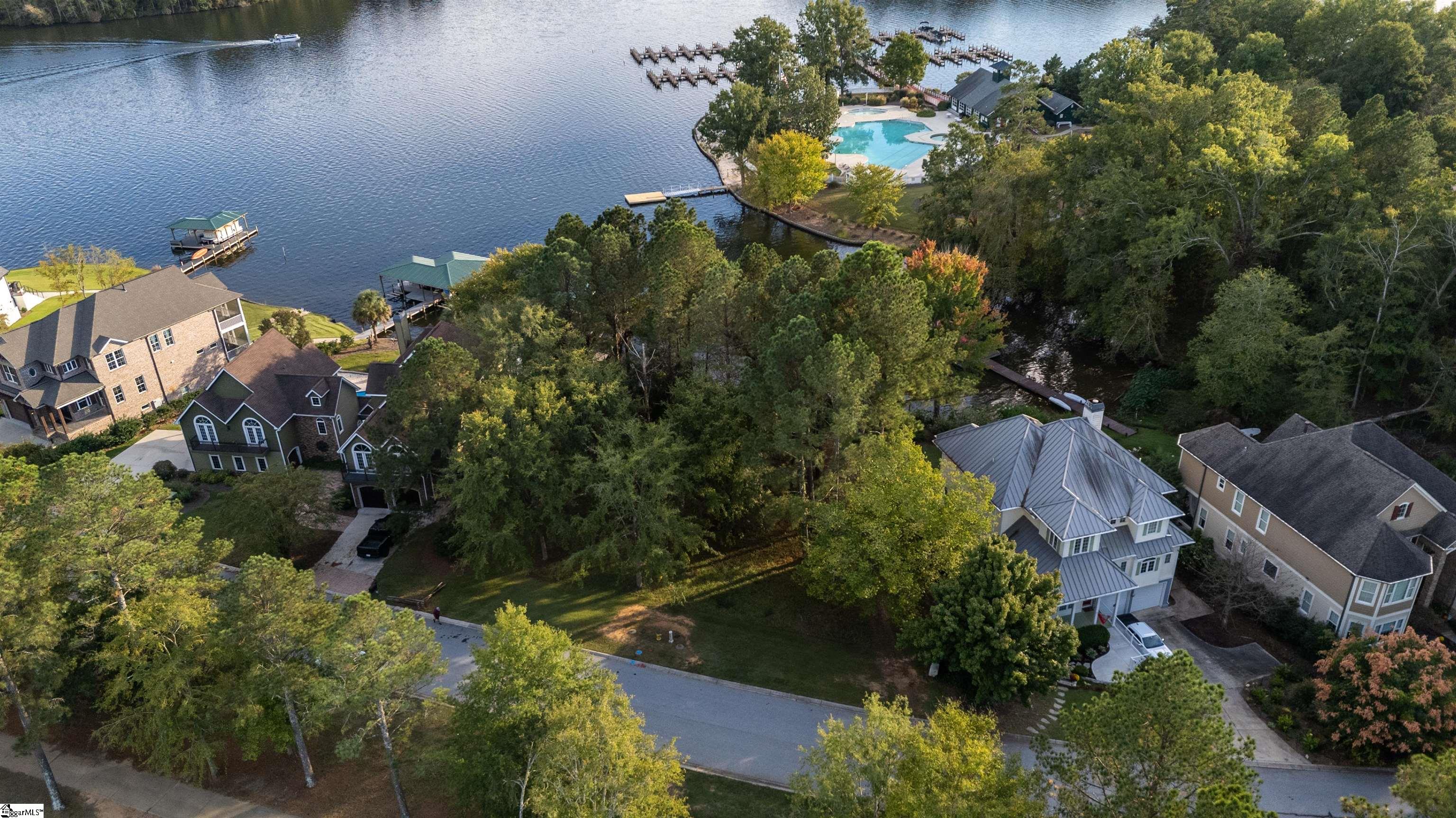 512 Grand Harbor Boulevard Property Photo 2