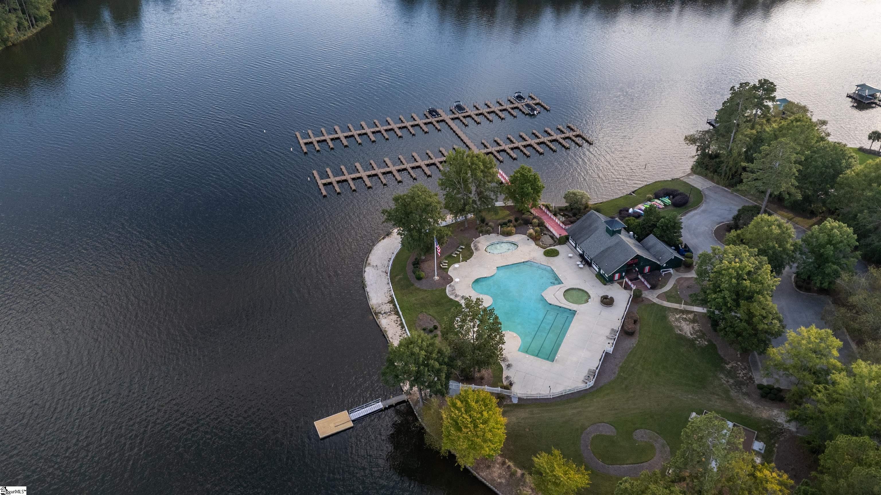 512 Grand Harbor Boulevard Property Photo 16