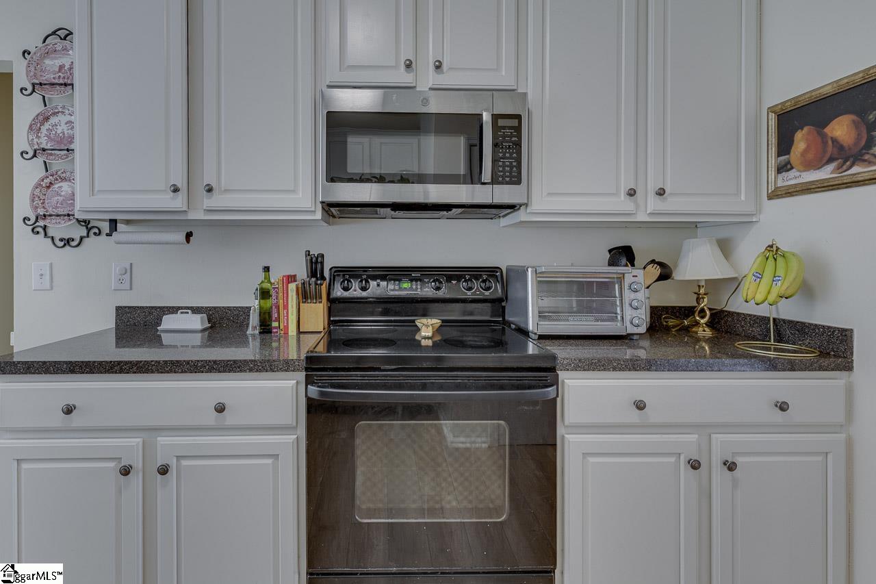 4 Crown Empire Court Property Photo 13