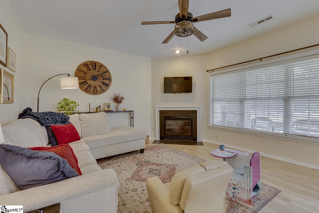 4 Crown Empire Court Property Photo 20
