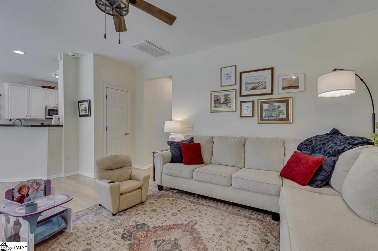4 Crown Empire Court Property Photo 21