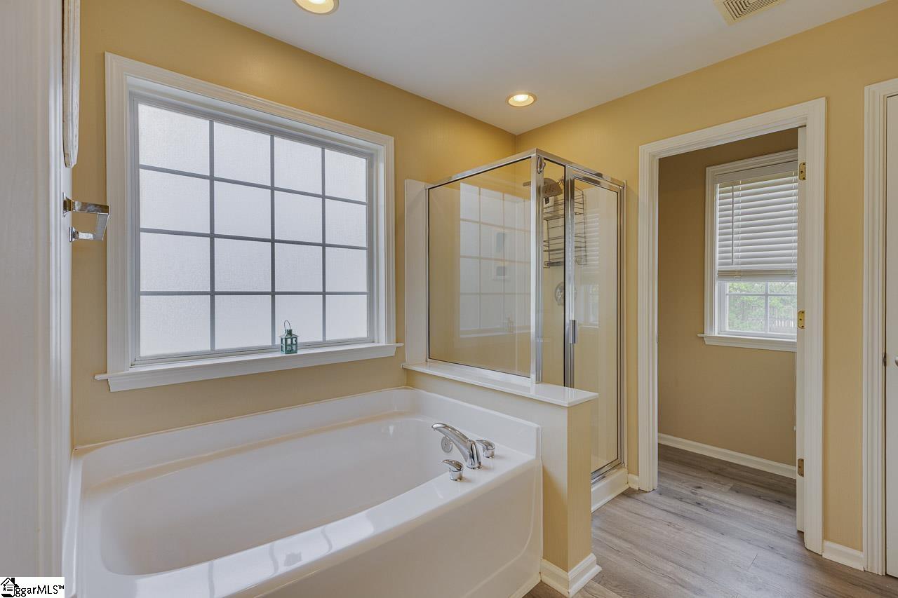 4 Crown Empire Court Property Photo 30