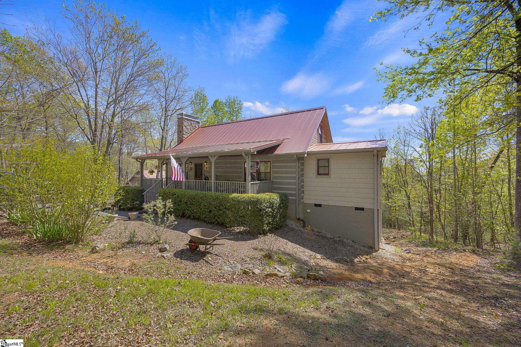 539 Upper Springs Road Property Photo 2