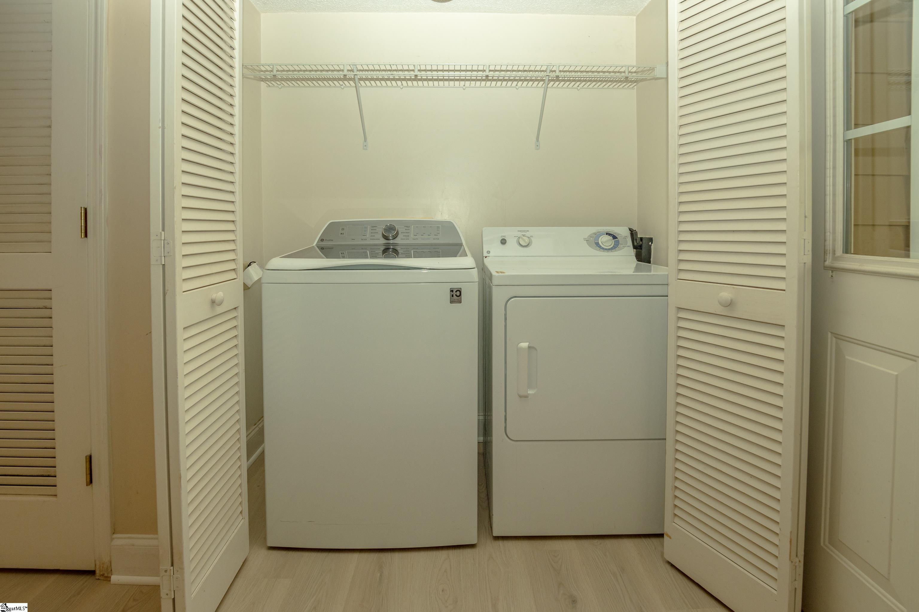1587880 Property Photo 7