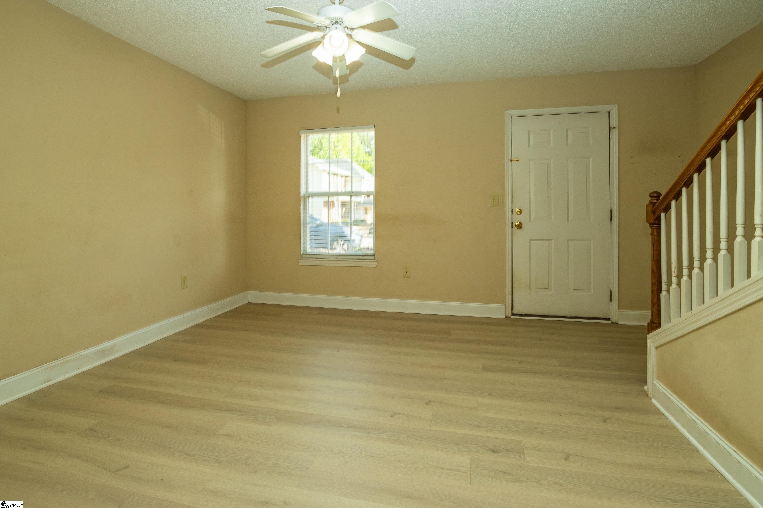 1587880 Property Photo 13