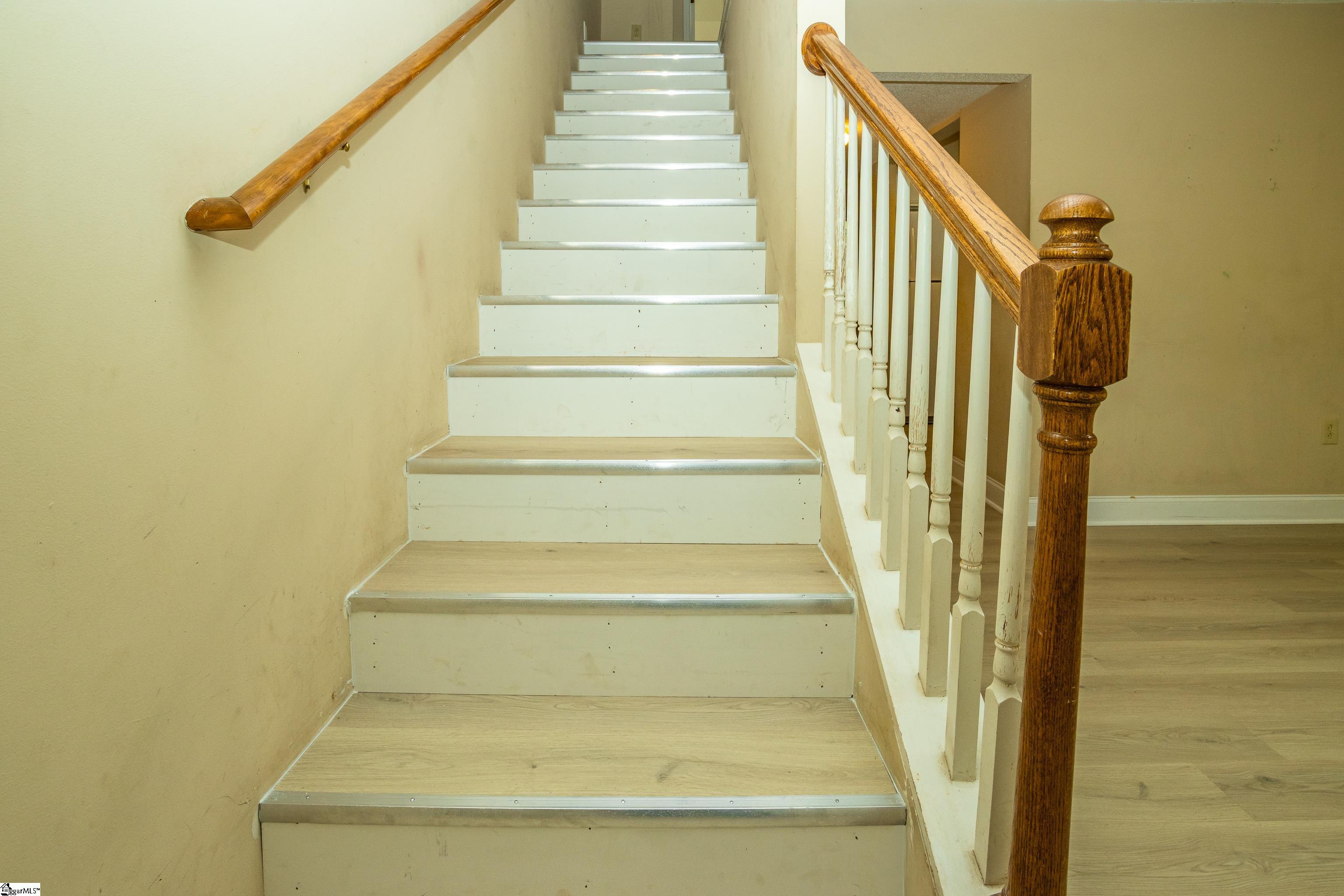 1587880 Property Photo 15