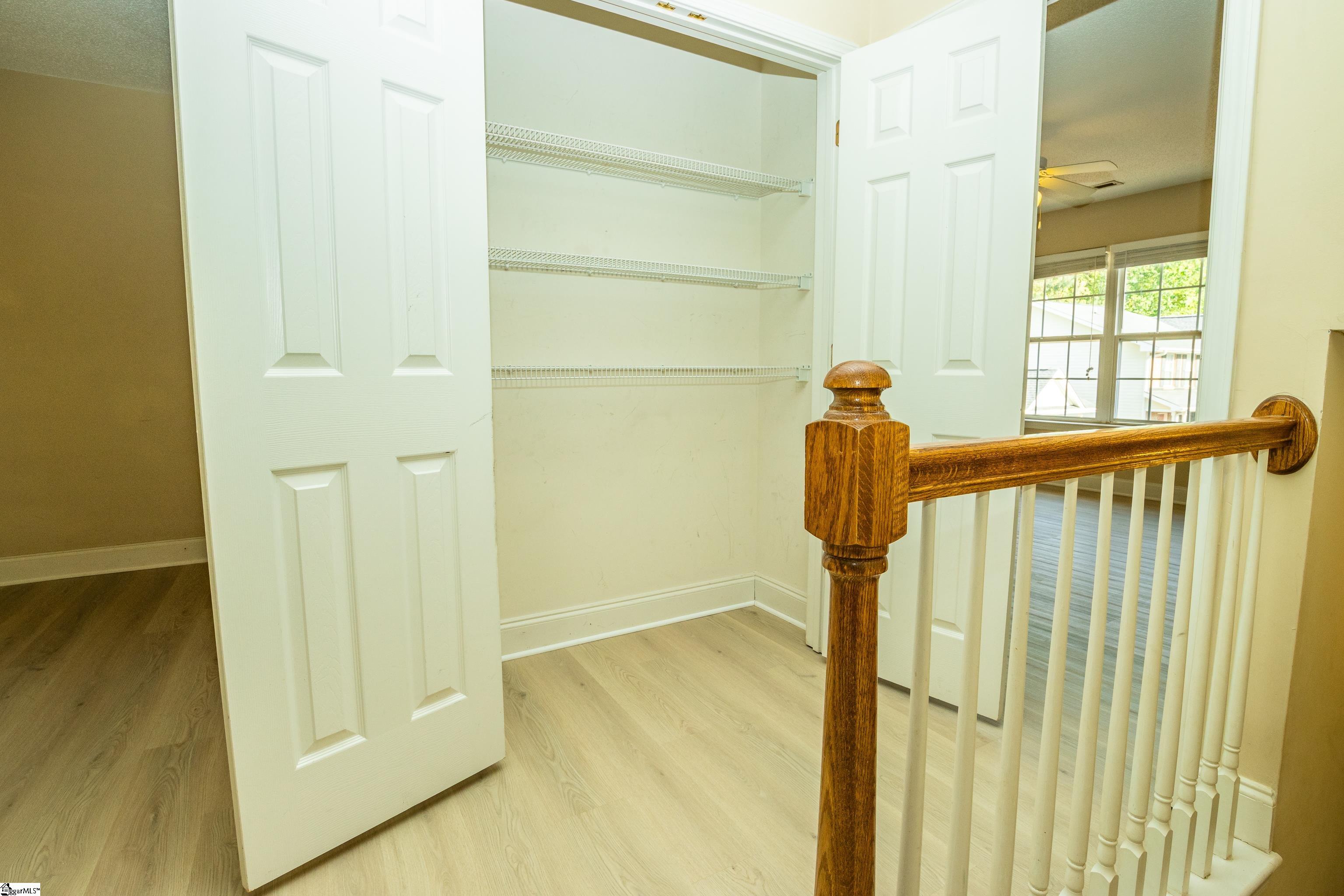 1587880 Property Photo 19