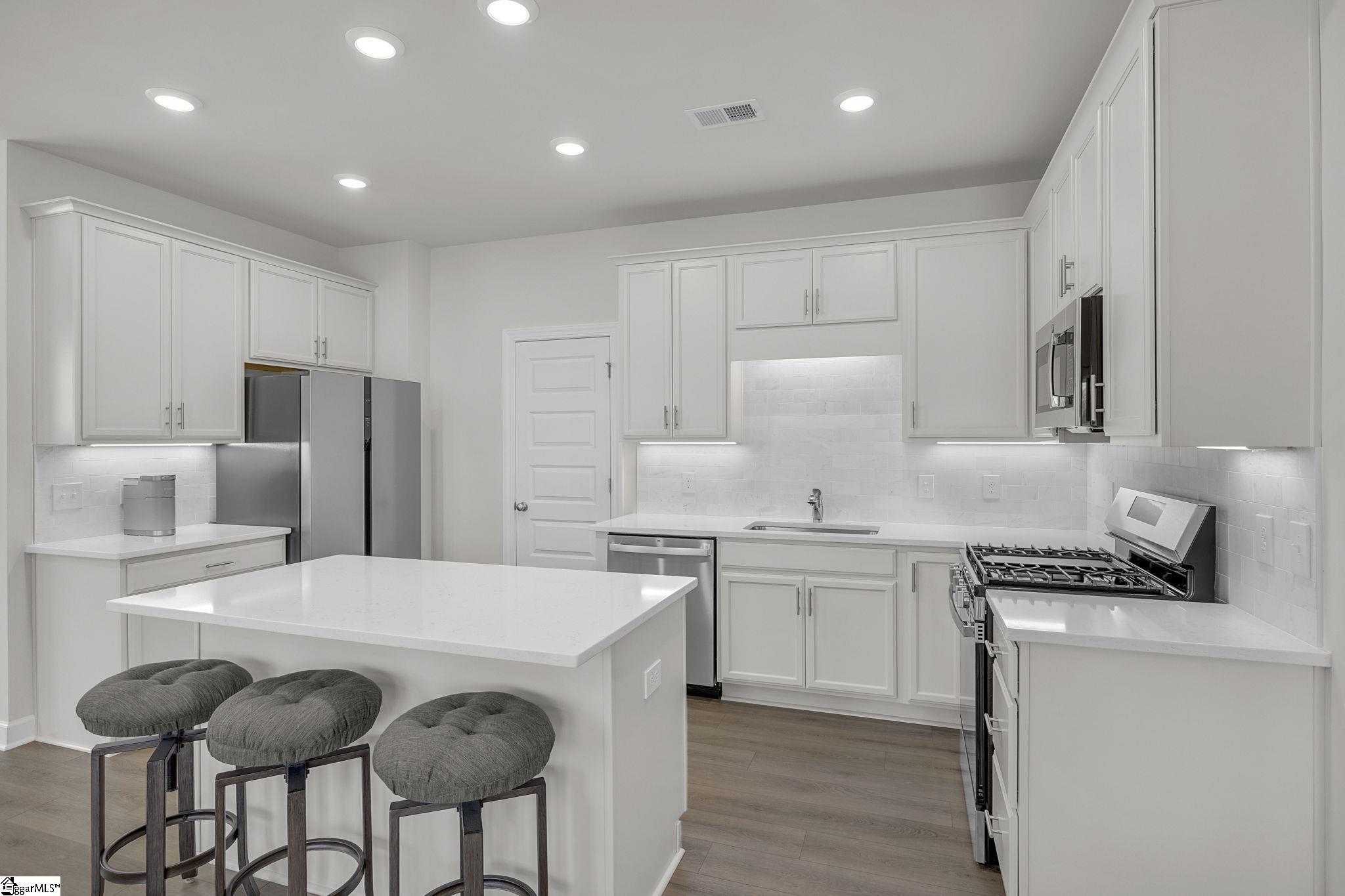 227 Crimson Tree Court Property Photo 9