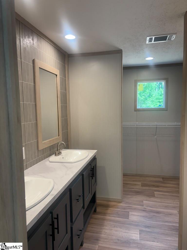 522 Burton Creekside Road Property Photo 14