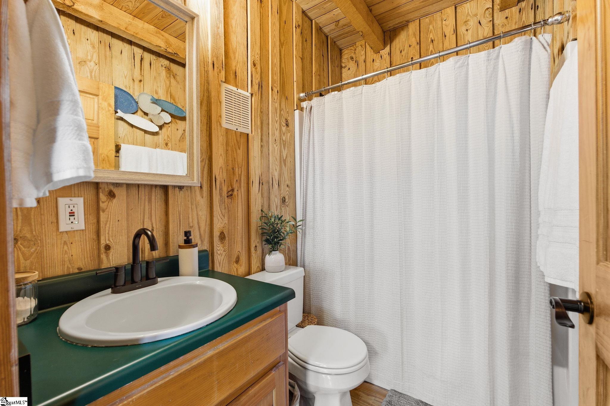 1 Kitty Hawk Lane Property Photo 19
