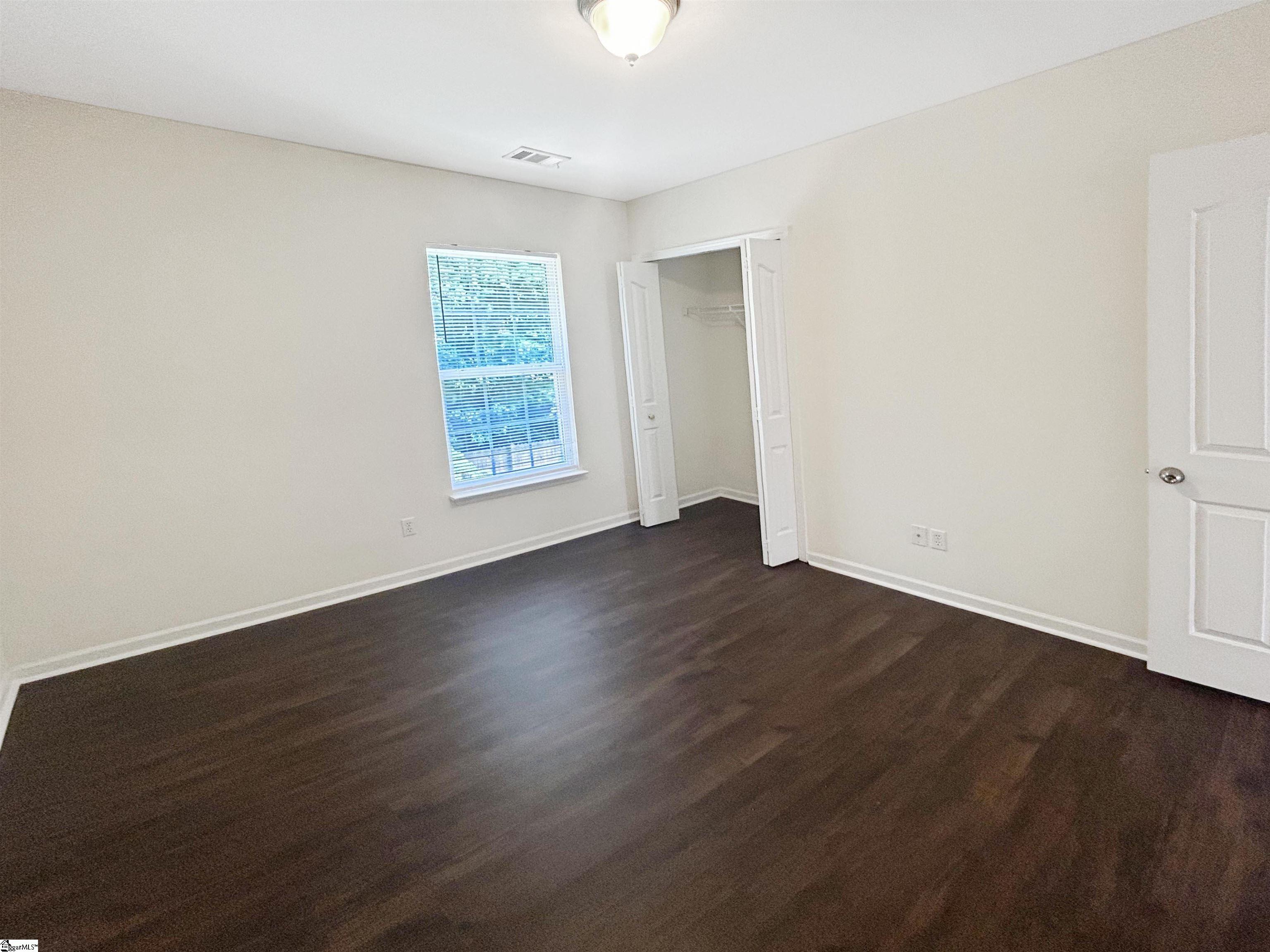 1588058 Property Photo 7
