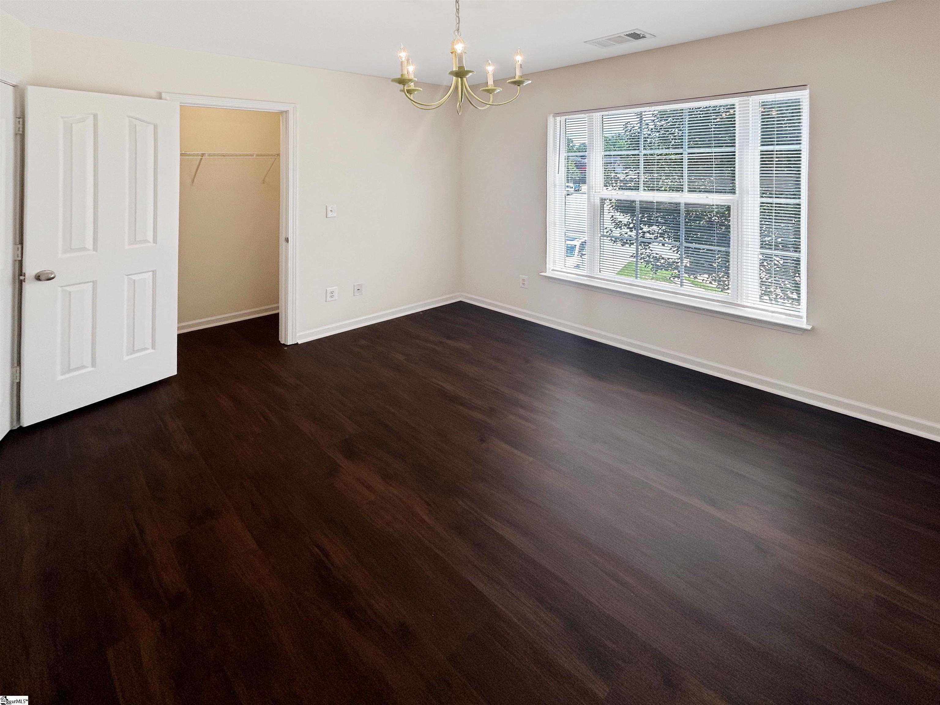 1588058 Property Photo 8