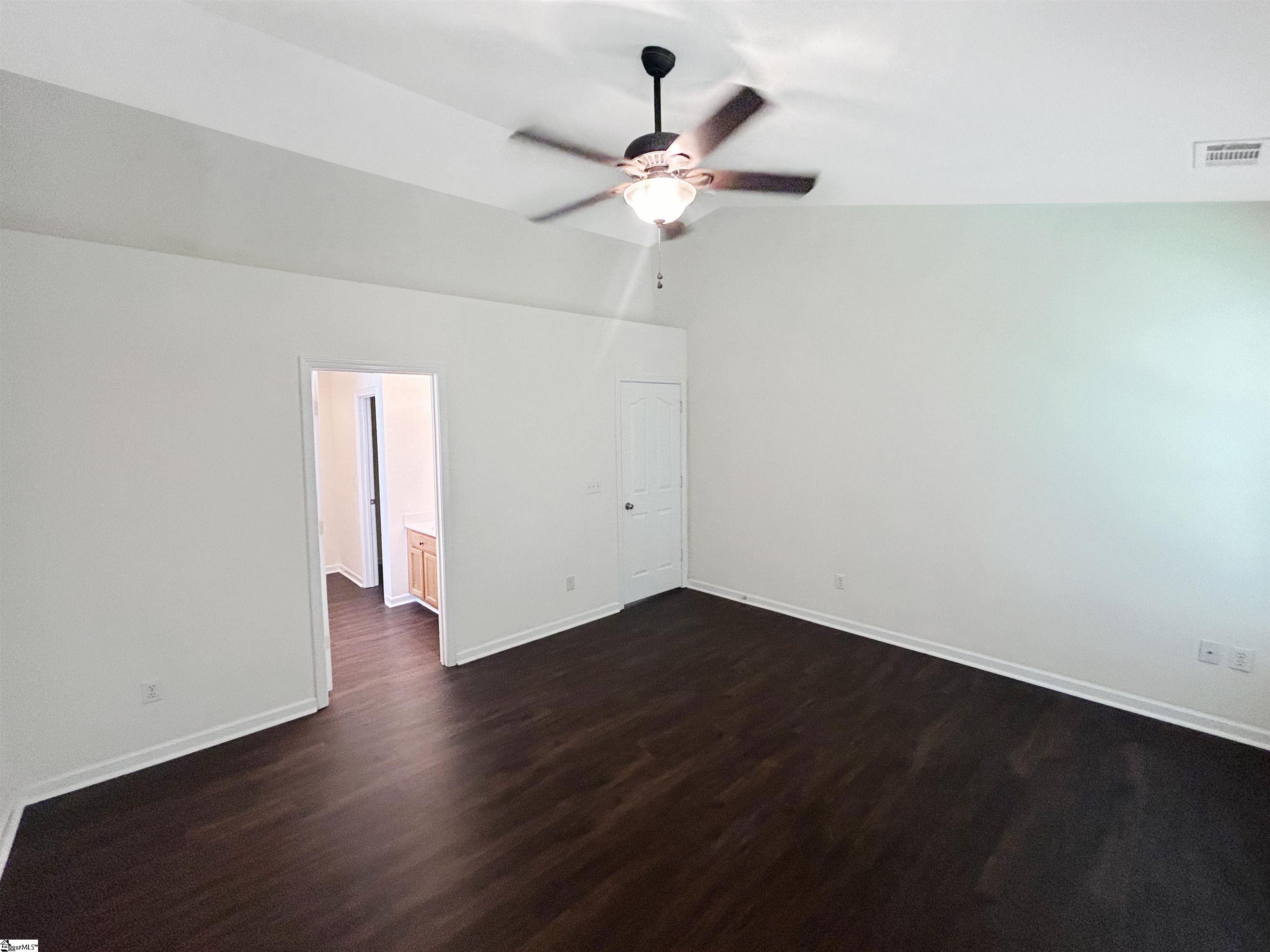 1588058 Property Photo 9