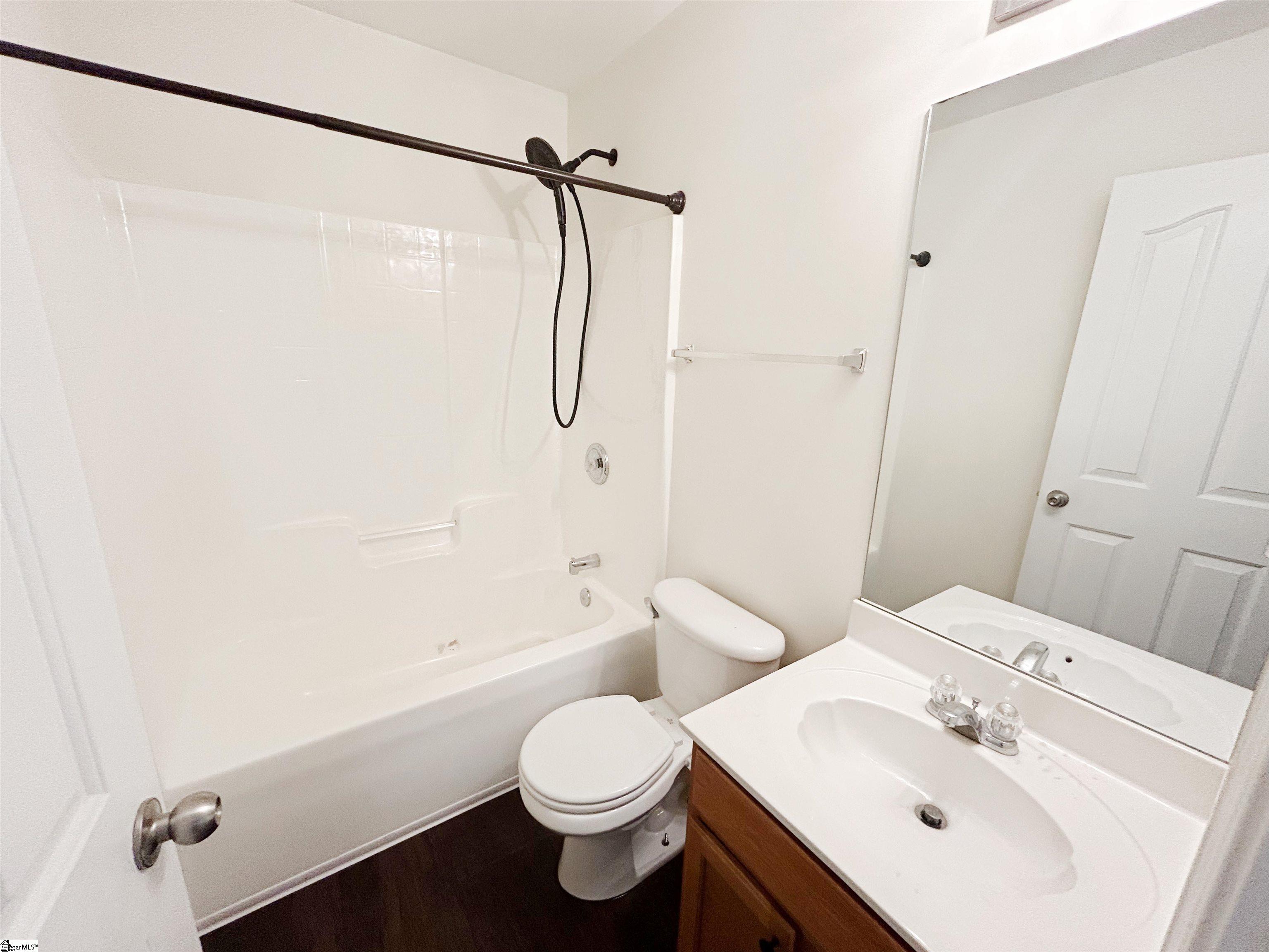 1588058 Property Photo 12