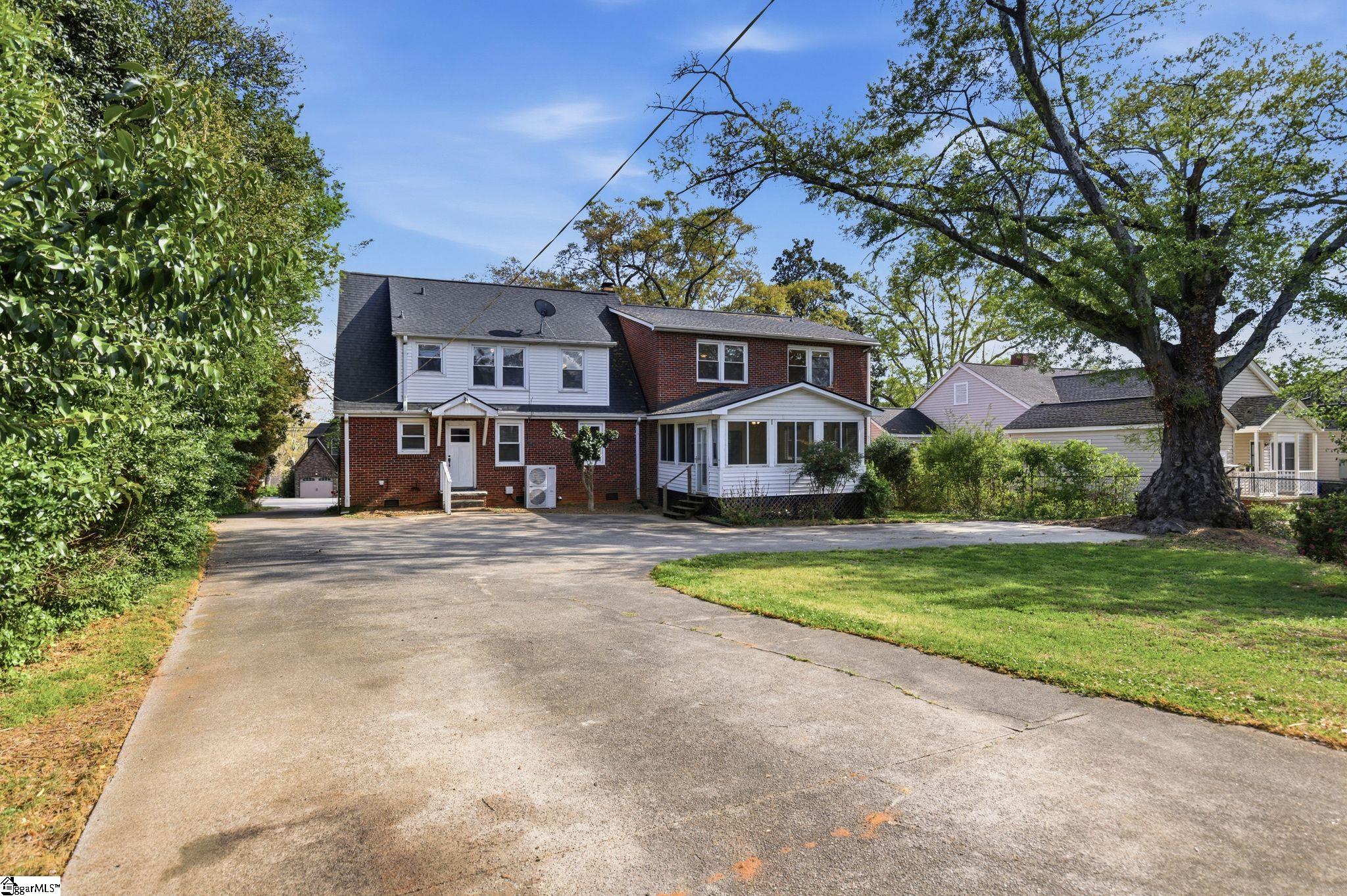 305 E Faris Road Property Photo 4