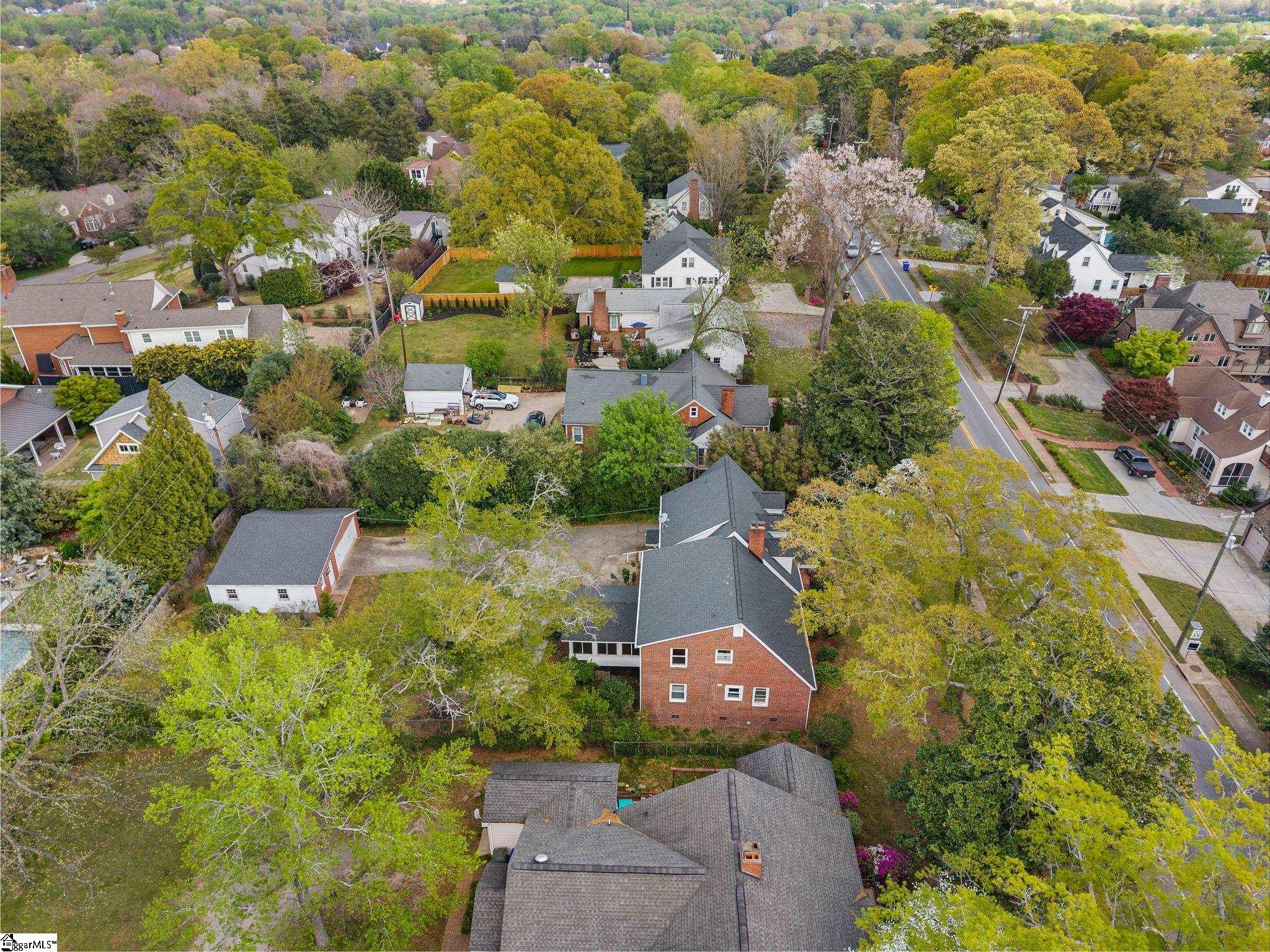 305 E Faris Road Property Photo 7