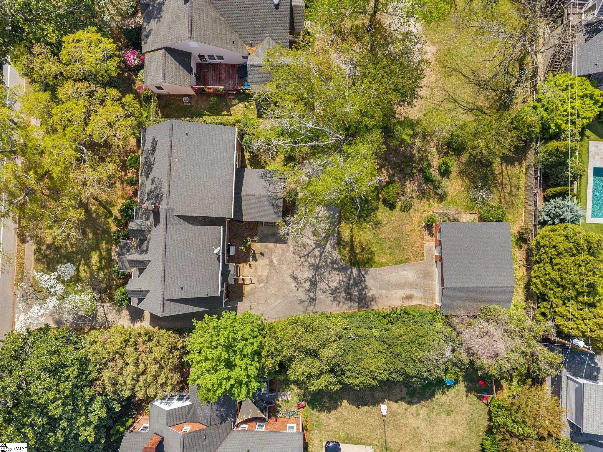 305 E Faris Road Property Photo 8