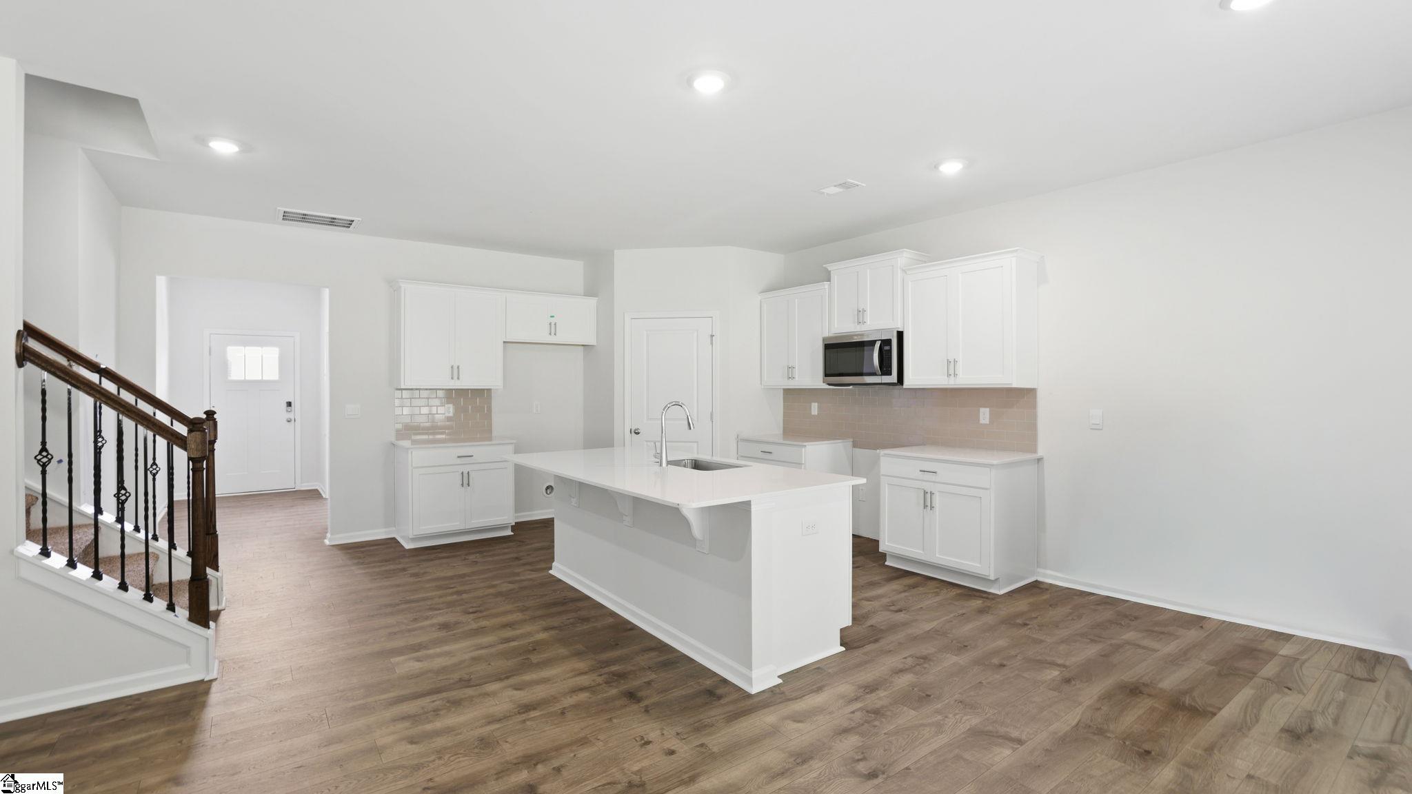 209 Durness Court Property Photo 7