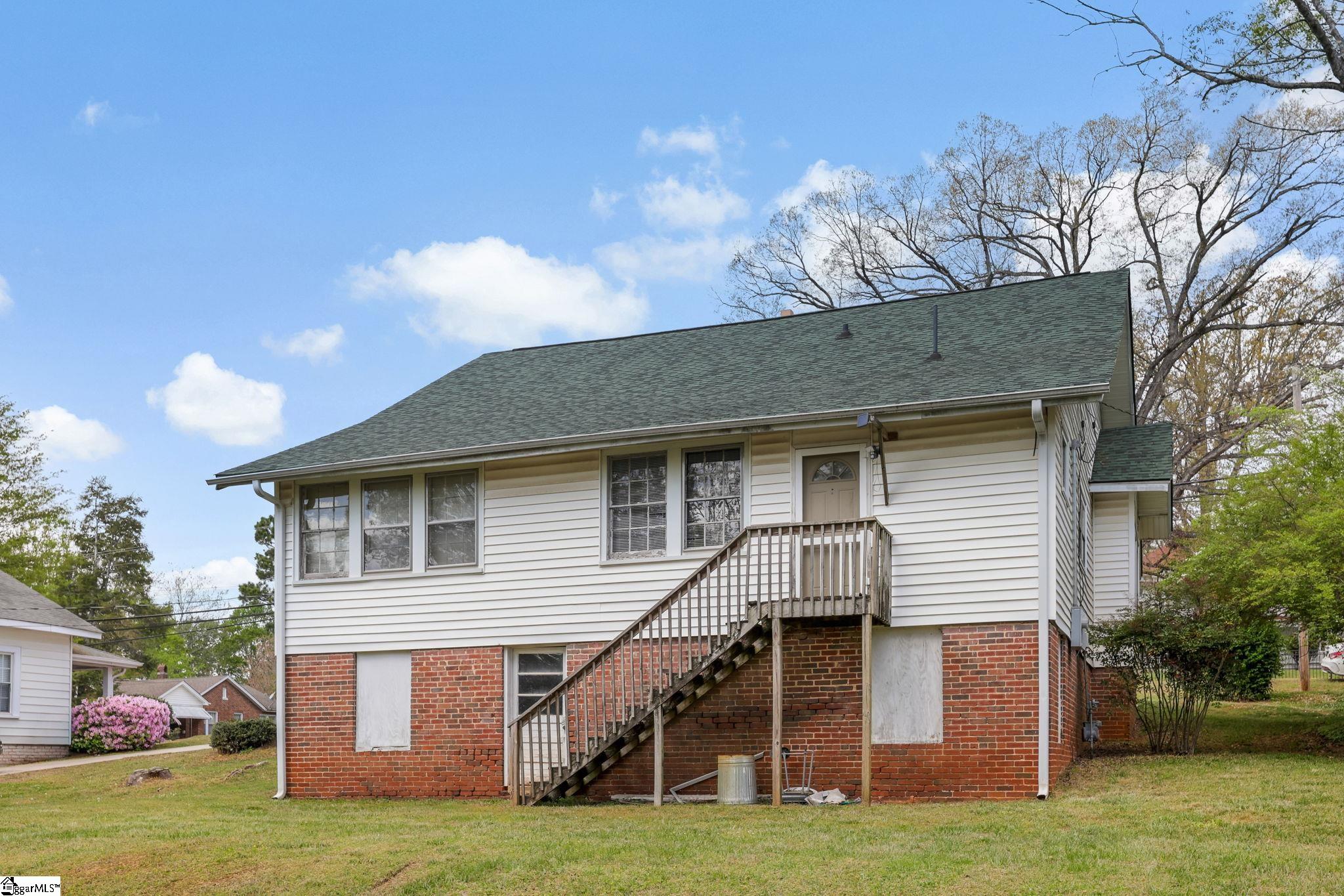 312 E A Avenue Property Photo 23