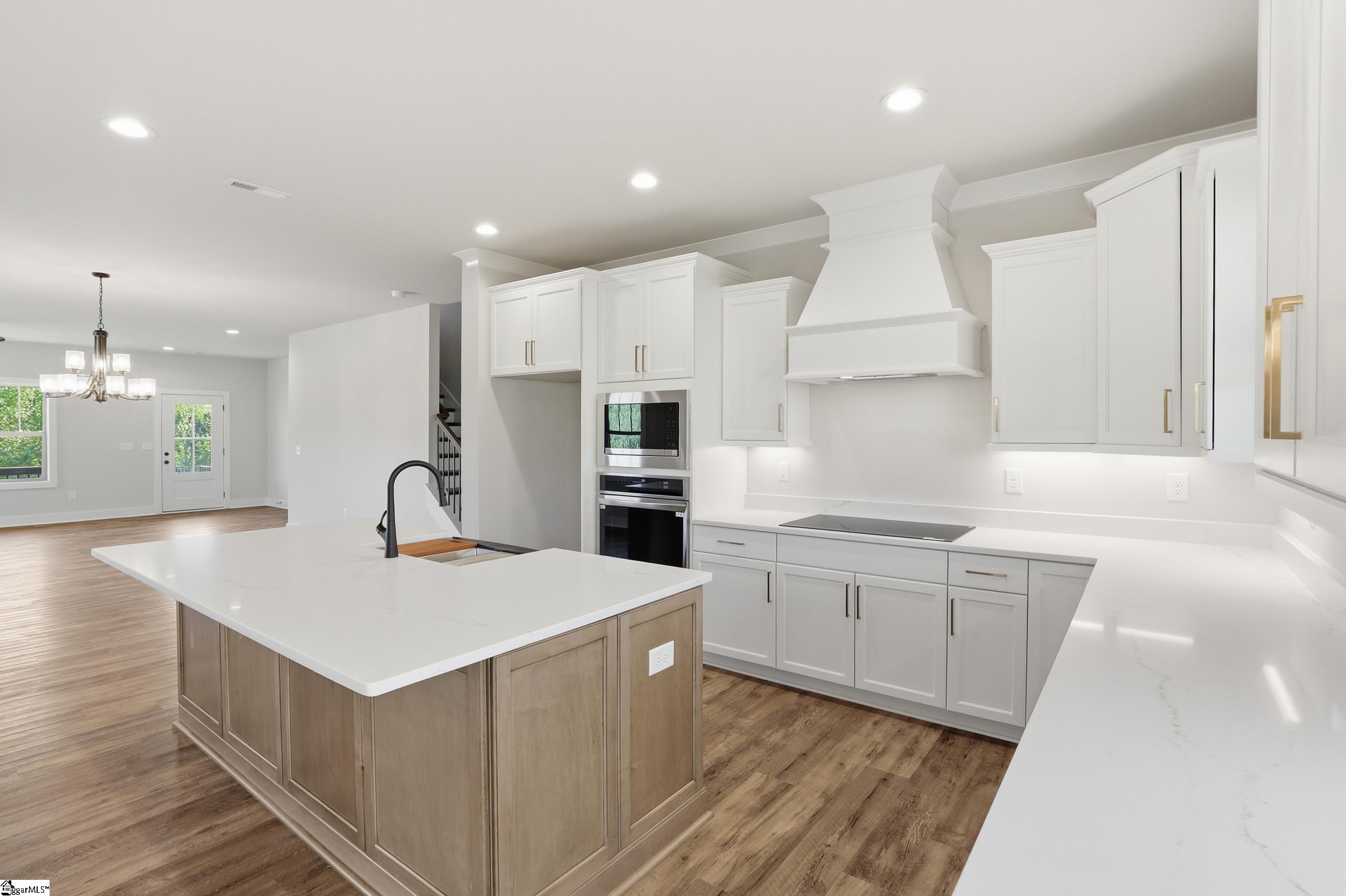 158 Mimosa Road Property Photo 8