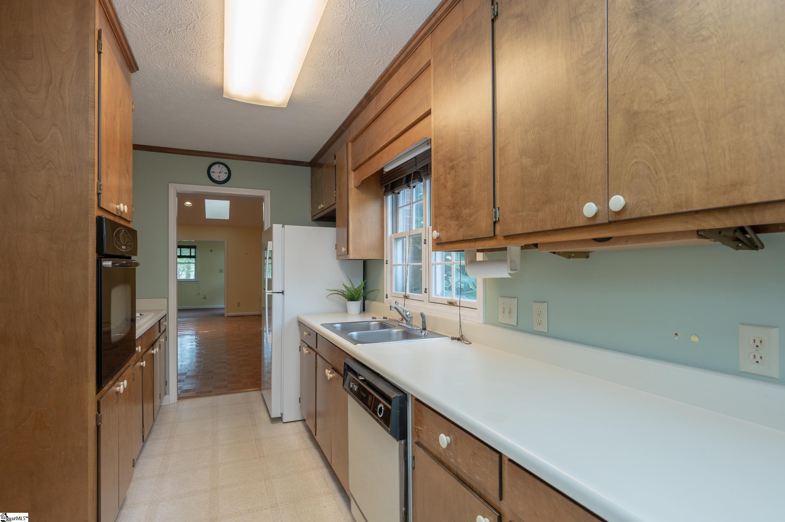 406 Swansgate Place Property Photo 7