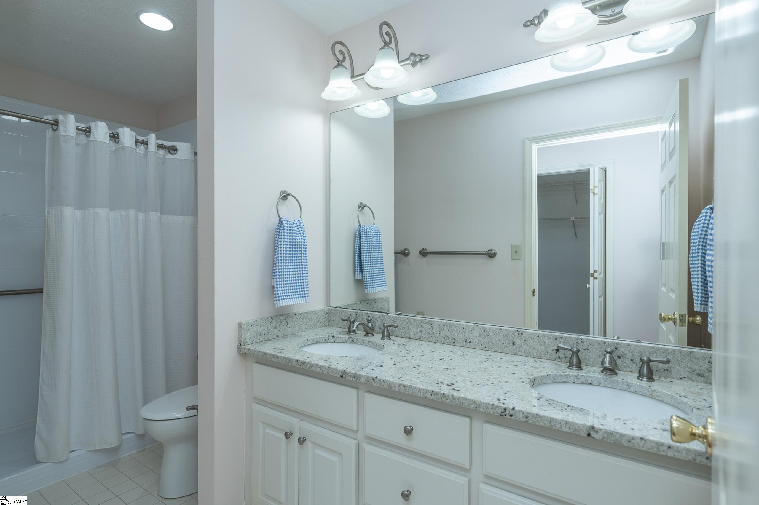406 Swansgate Place Property Photo 23