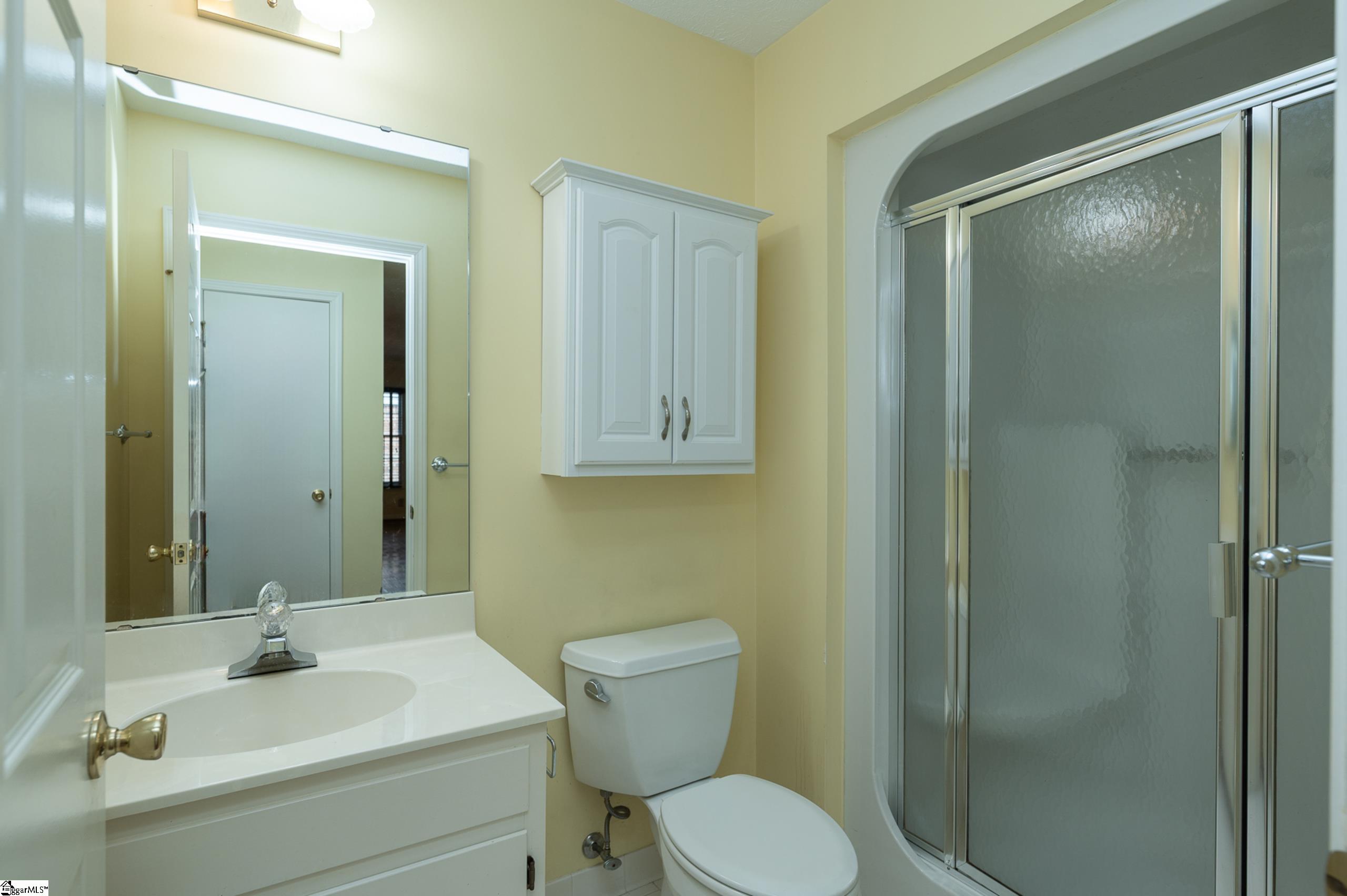 406 Swansgate Place Property Photo 29