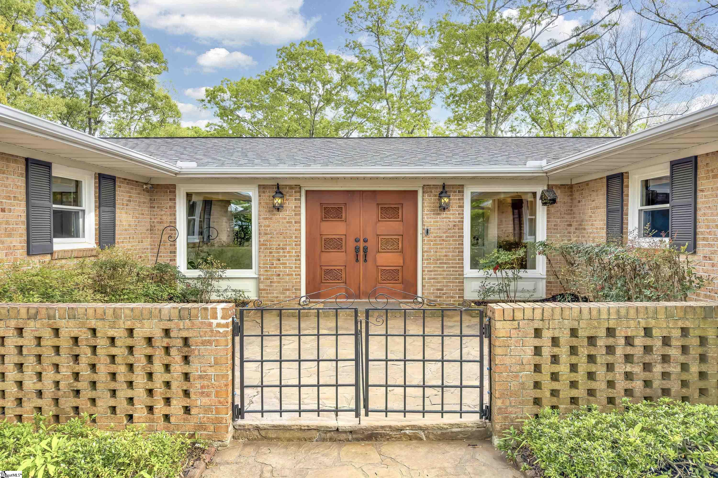 141 Greybridge Road Property Photo 2