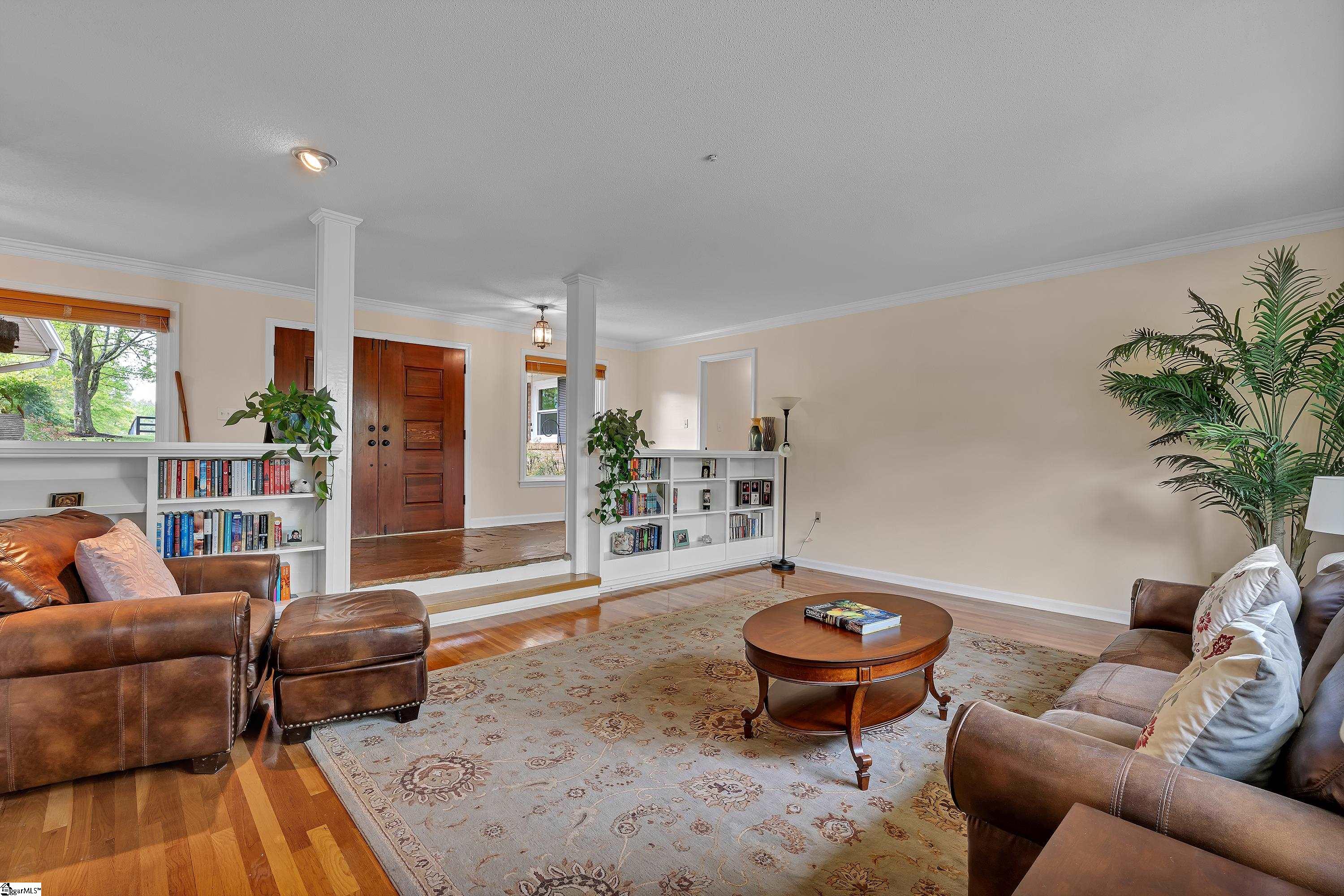 141 Greybridge Road Property Photo 3