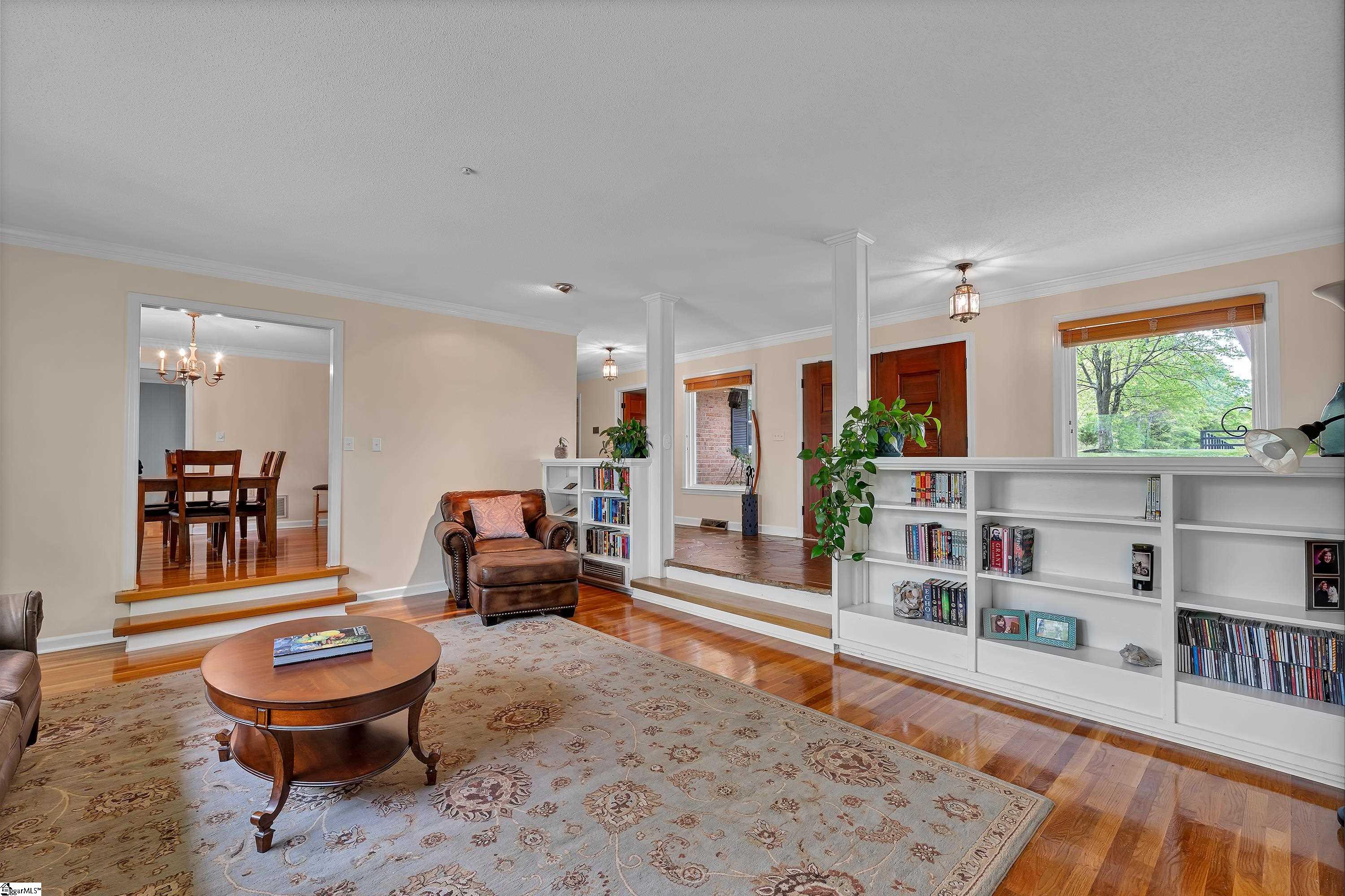 141 Greybridge Road Property Photo 4
