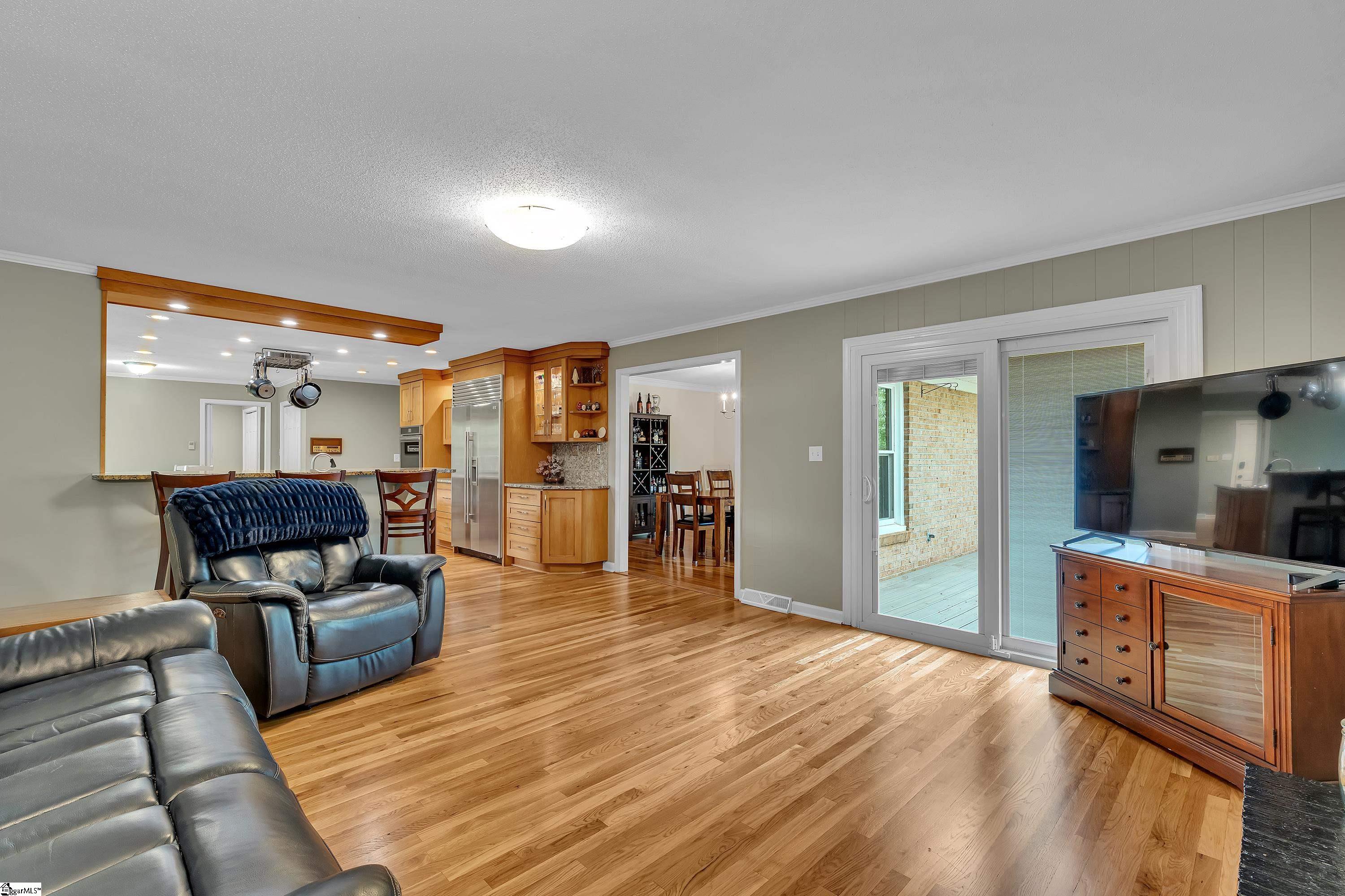 141 Greybridge Road Property Photo 7