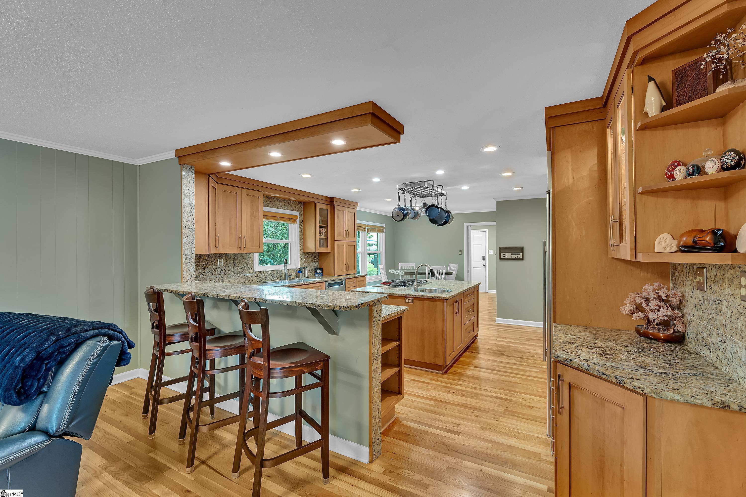 141 Greybridge Road Property Photo 8