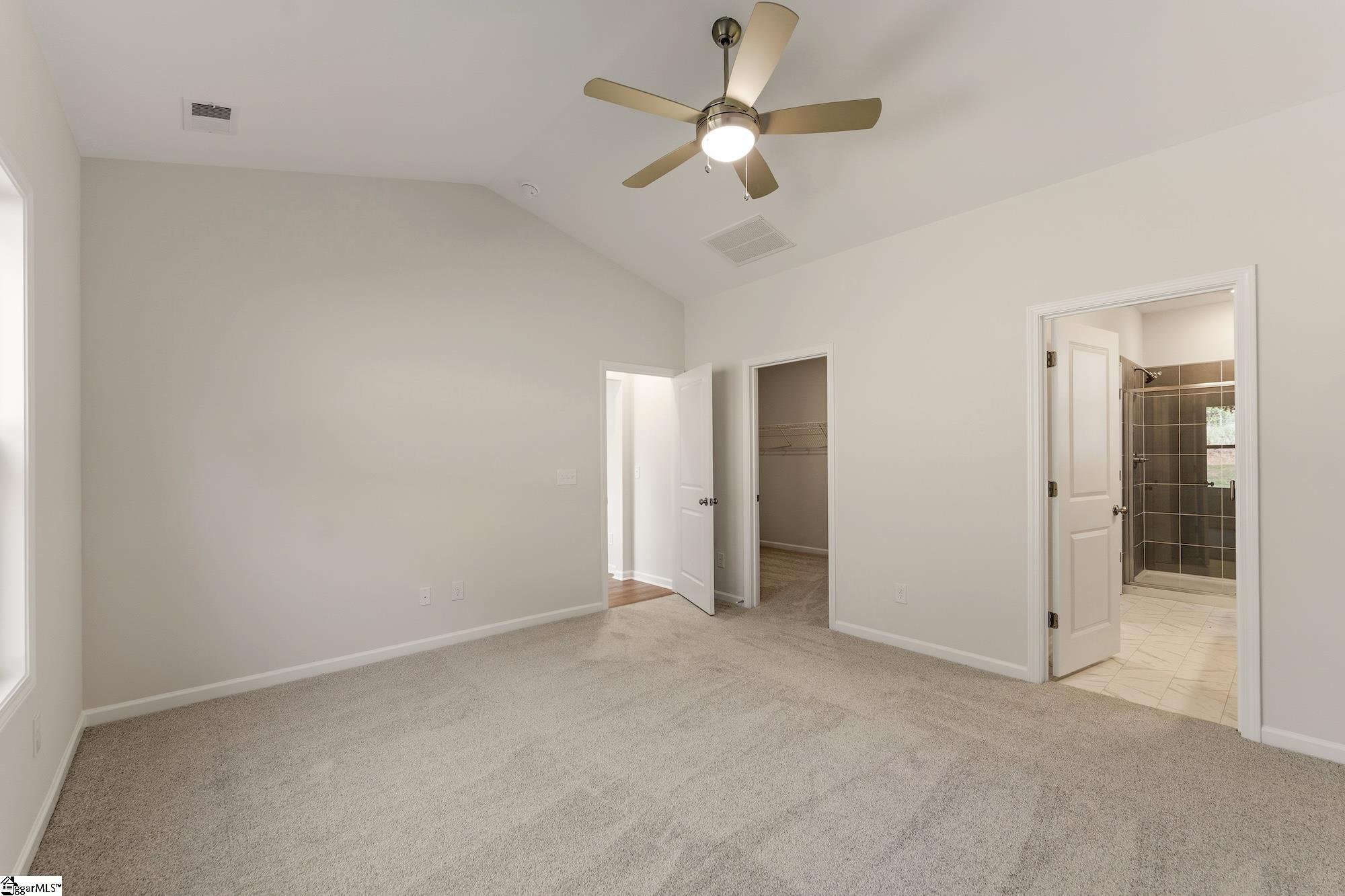 7055 New Horizons Lane Property Photo 10