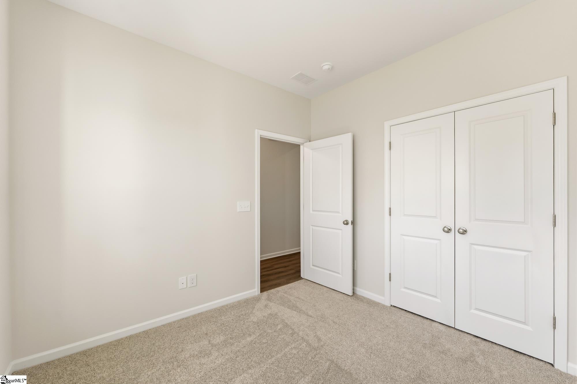 7055 New Horizons Lane Property Photo 14