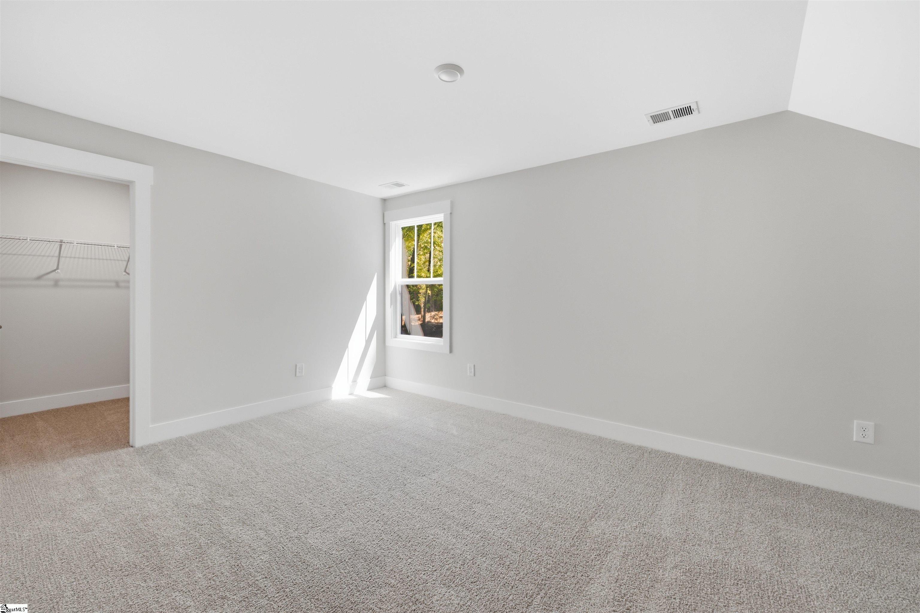 106 Armory Court Property Photo 27