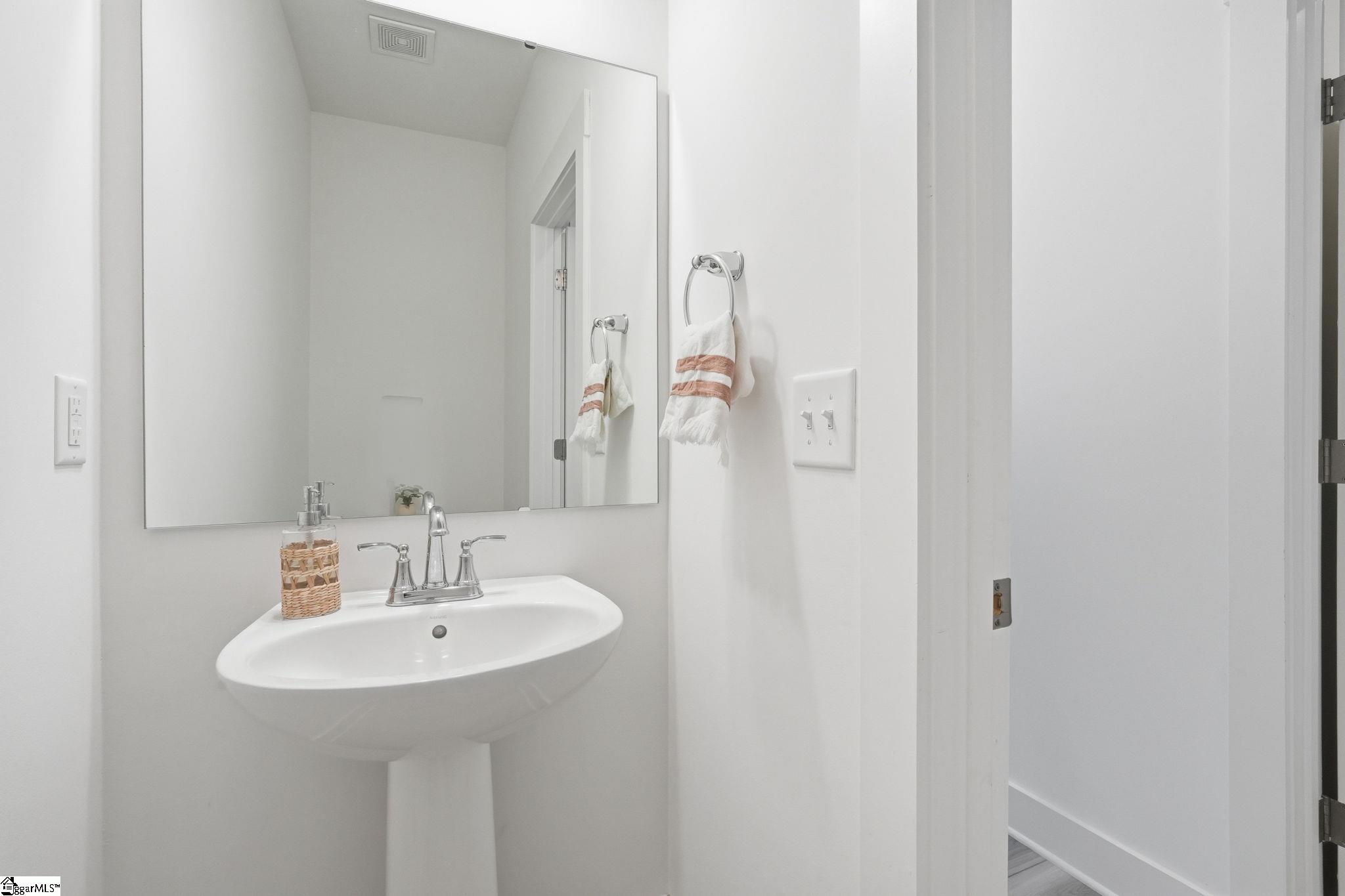 400 Water Garden Place Property Photo 14