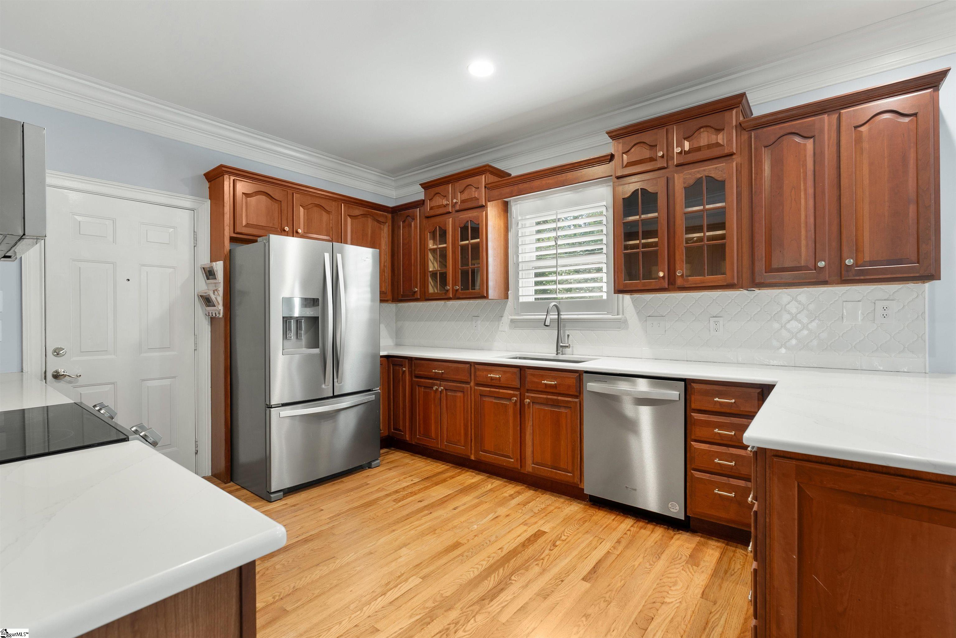 1588531 Property Photo 10