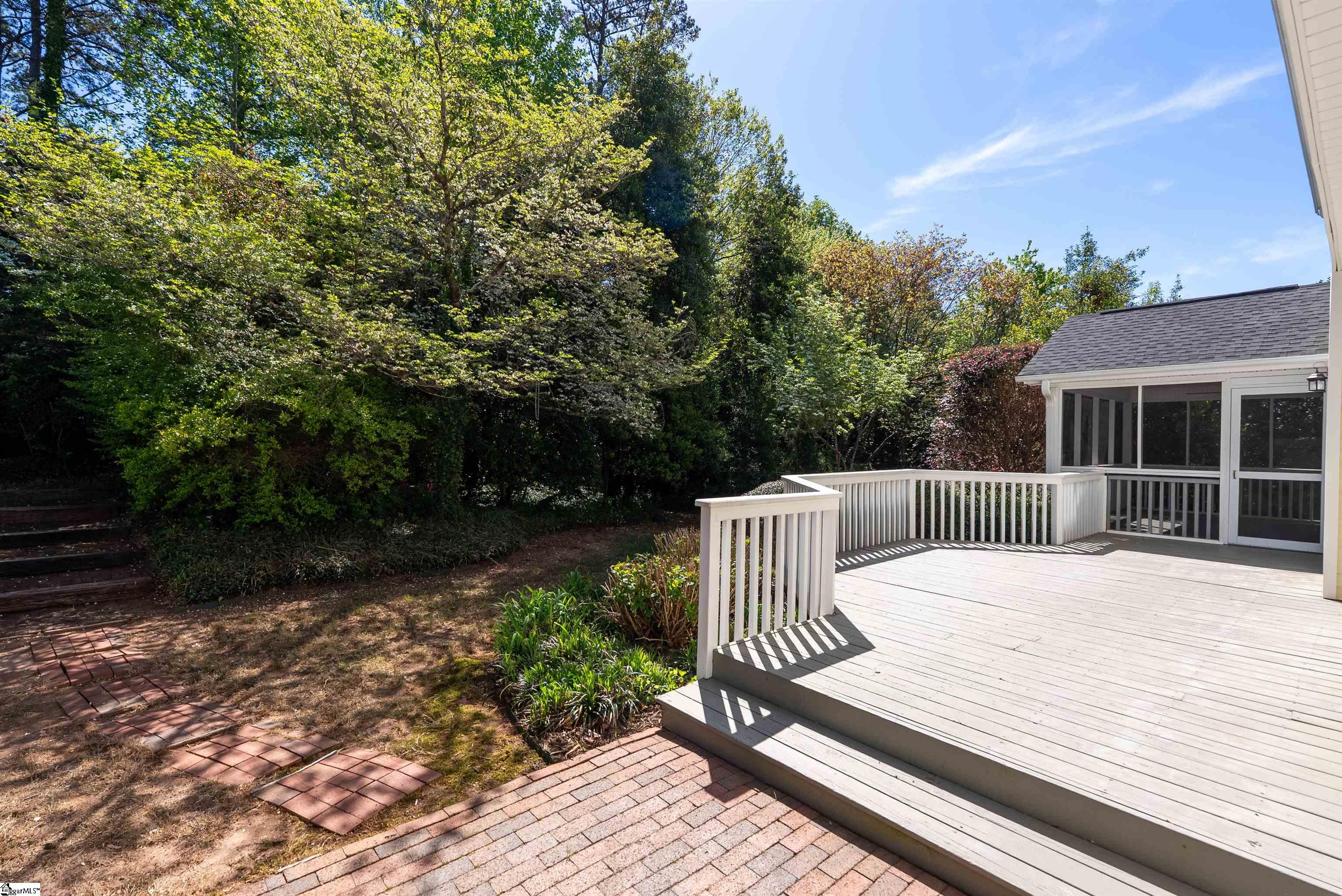 1588531 Property Photo 44