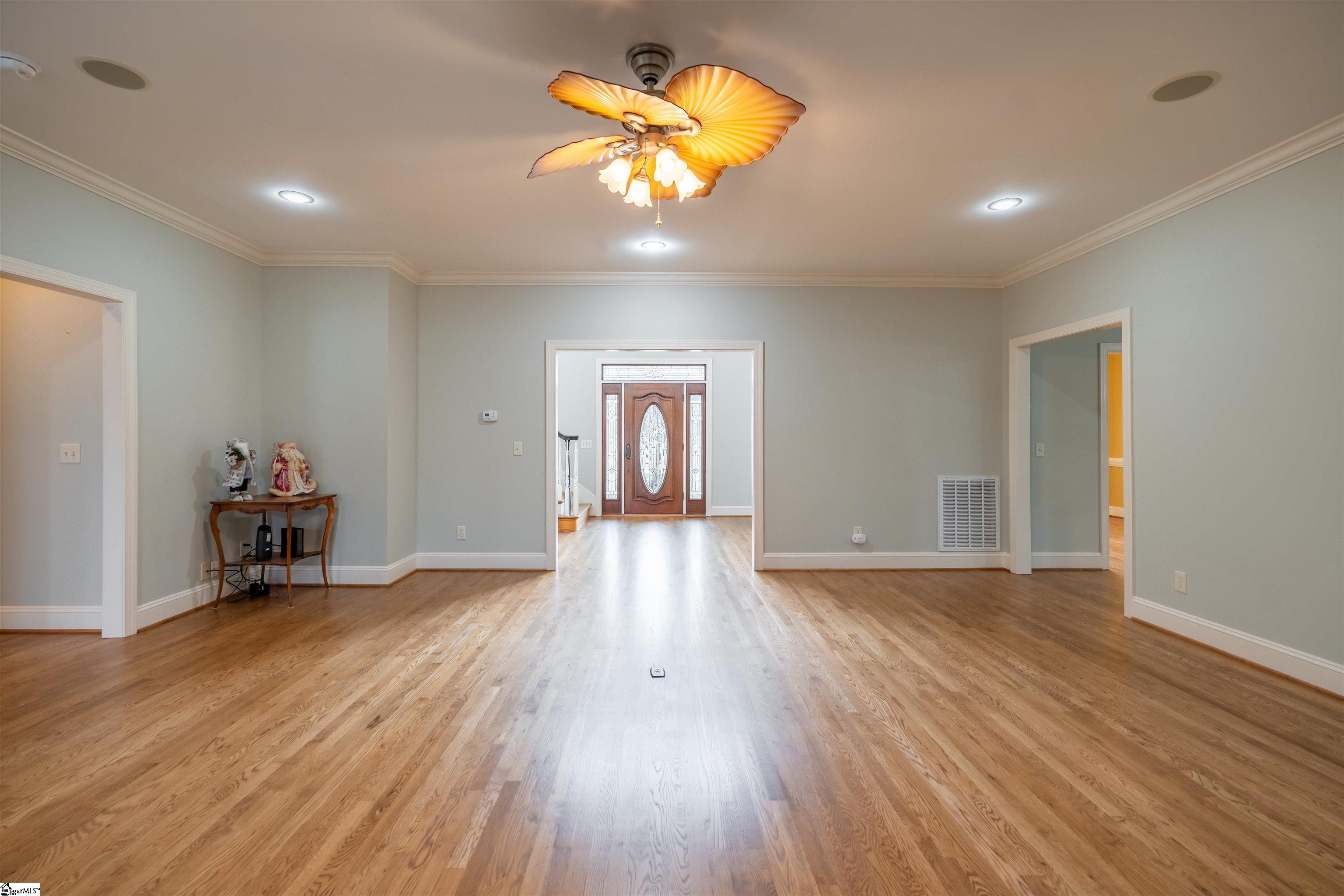 323 Waters Road Property Photo 12