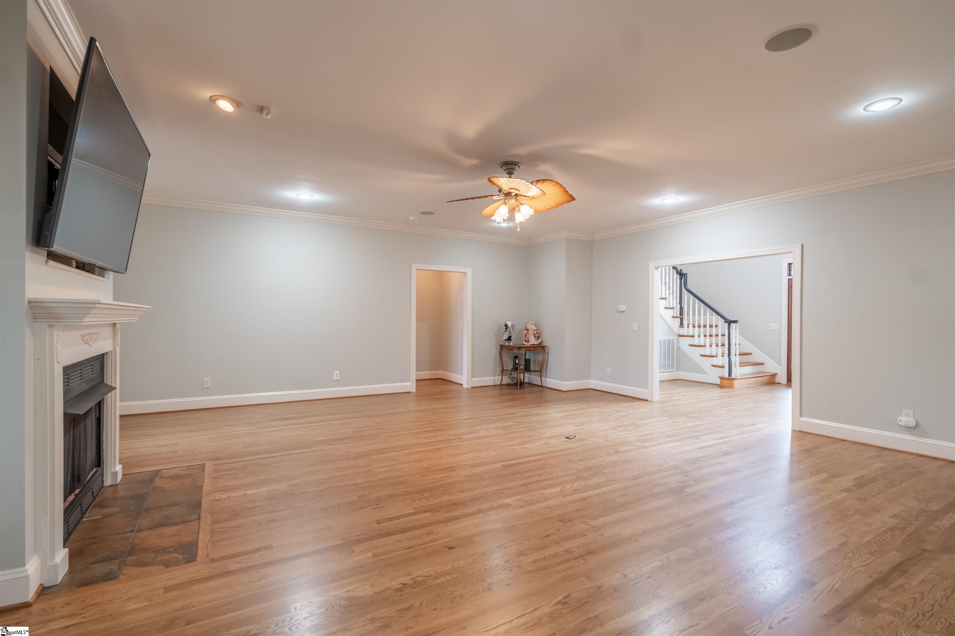 323 Waters Road Property Photo 20