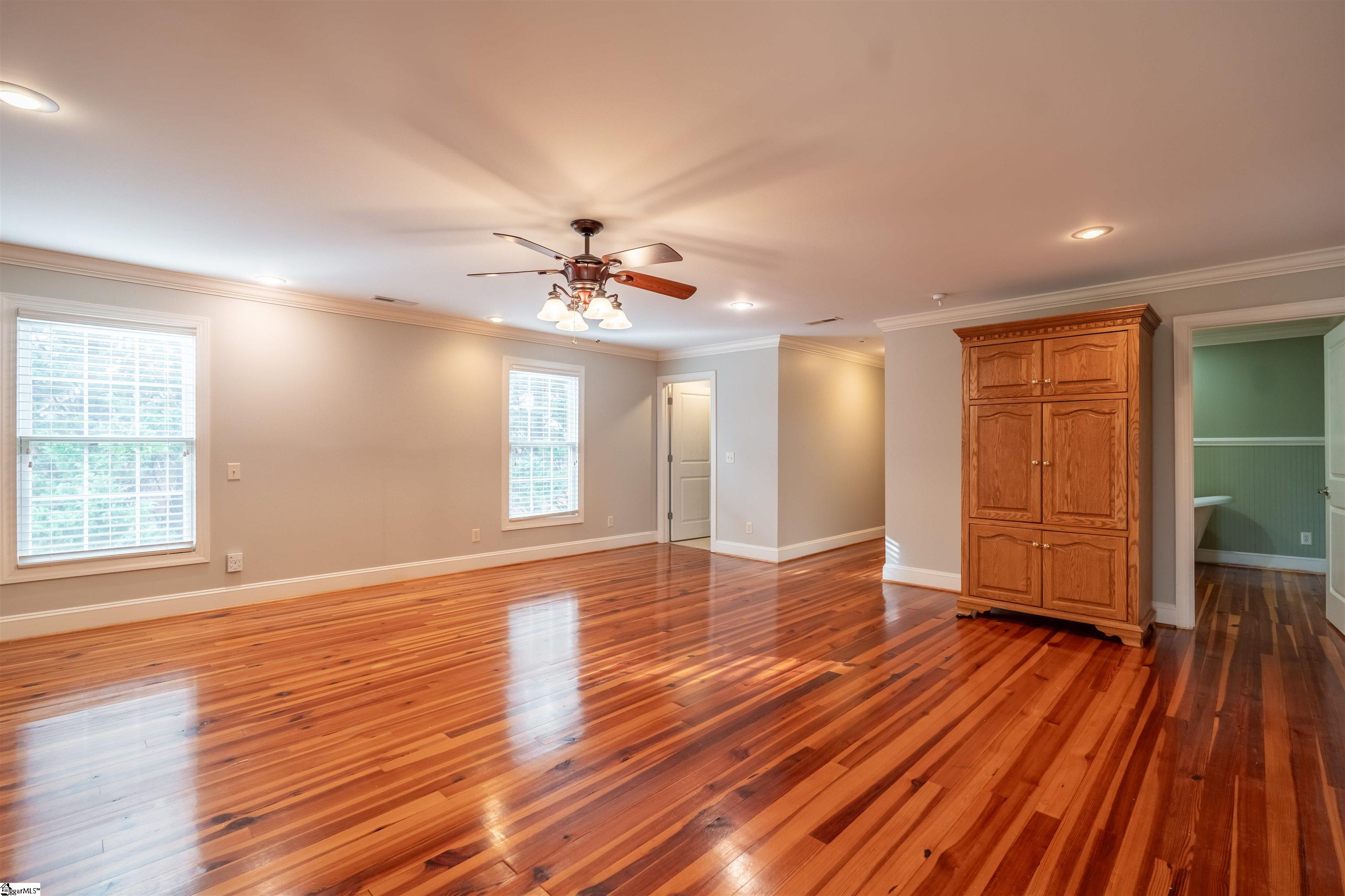 323 Waters Road Property Photo 34